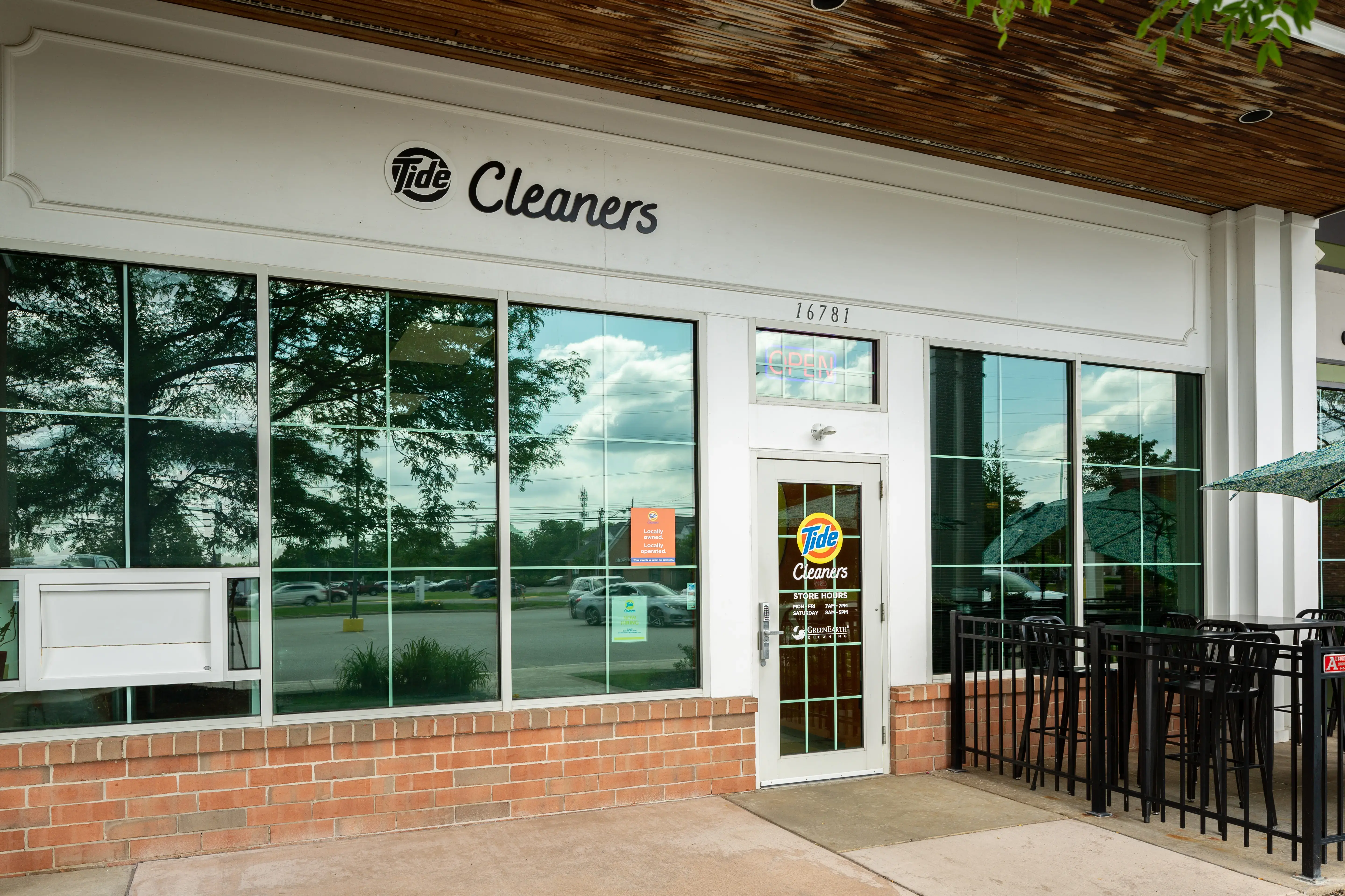 Tide Cleaners thumbnail 6