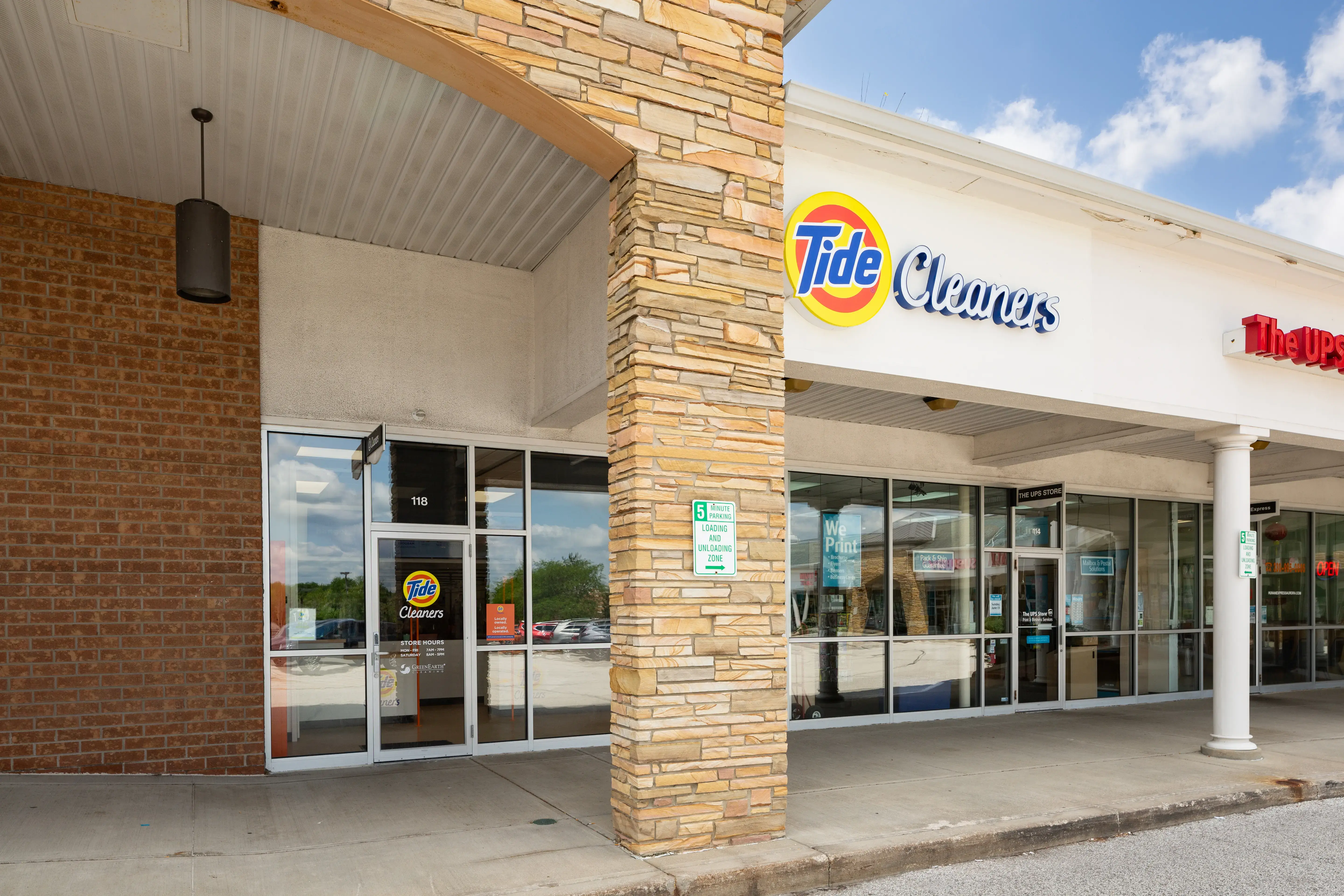 Tide Cleaners thumbnail 1