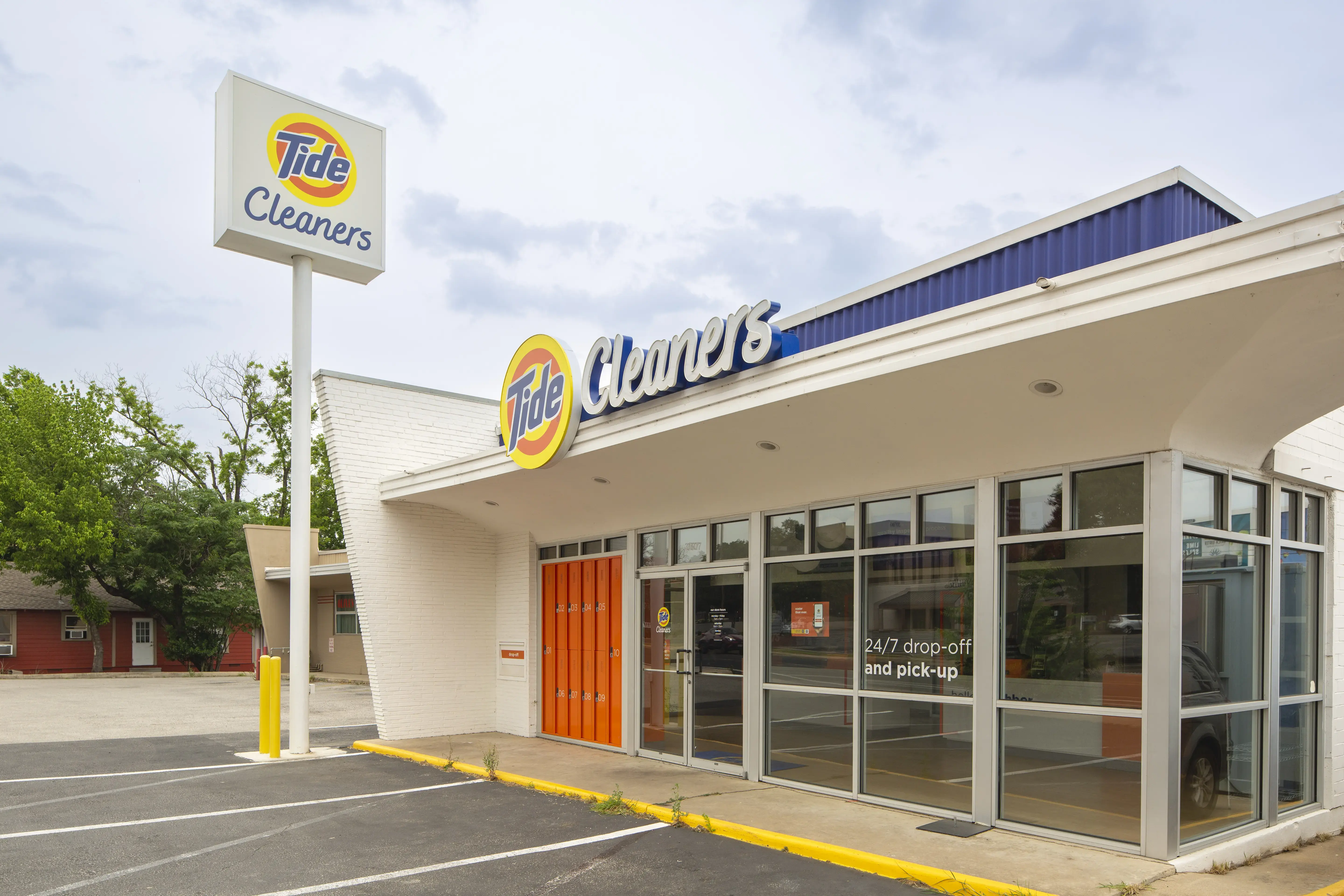 Tide Cleaners - Image 14