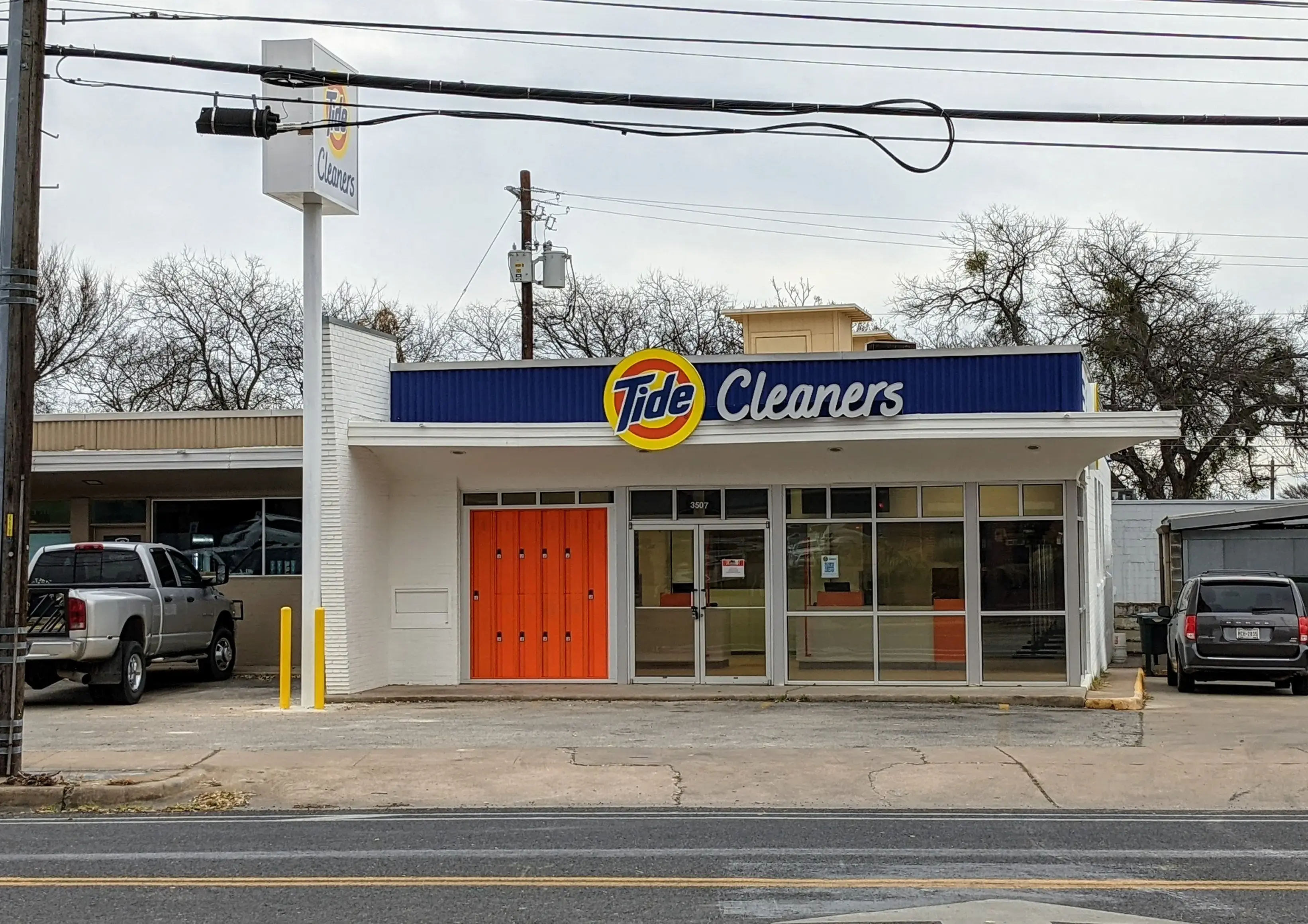 Tide Cleaners - Image 9