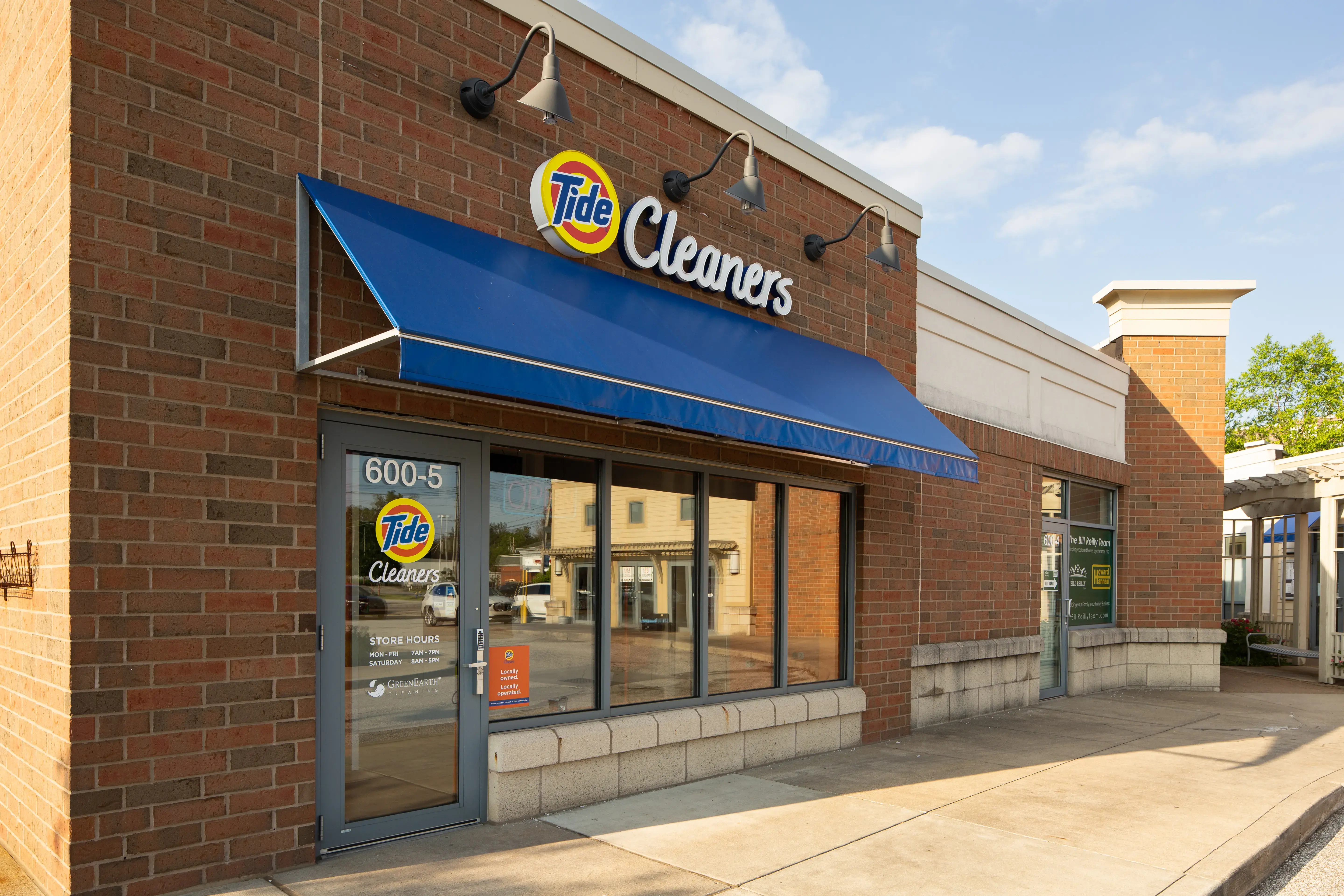 Tide Cleaners - Image 10
