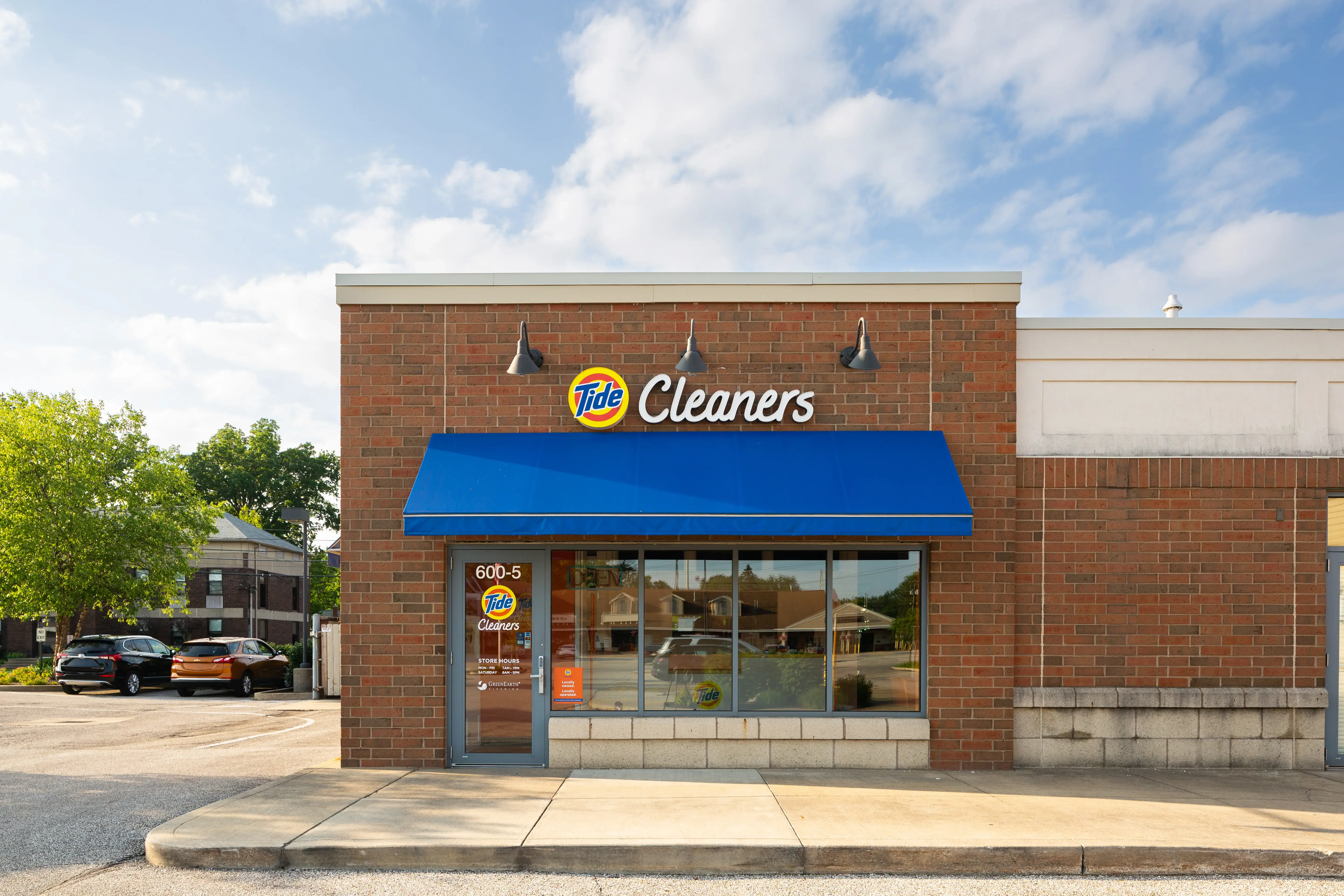 Tide Cleaners - Image 1