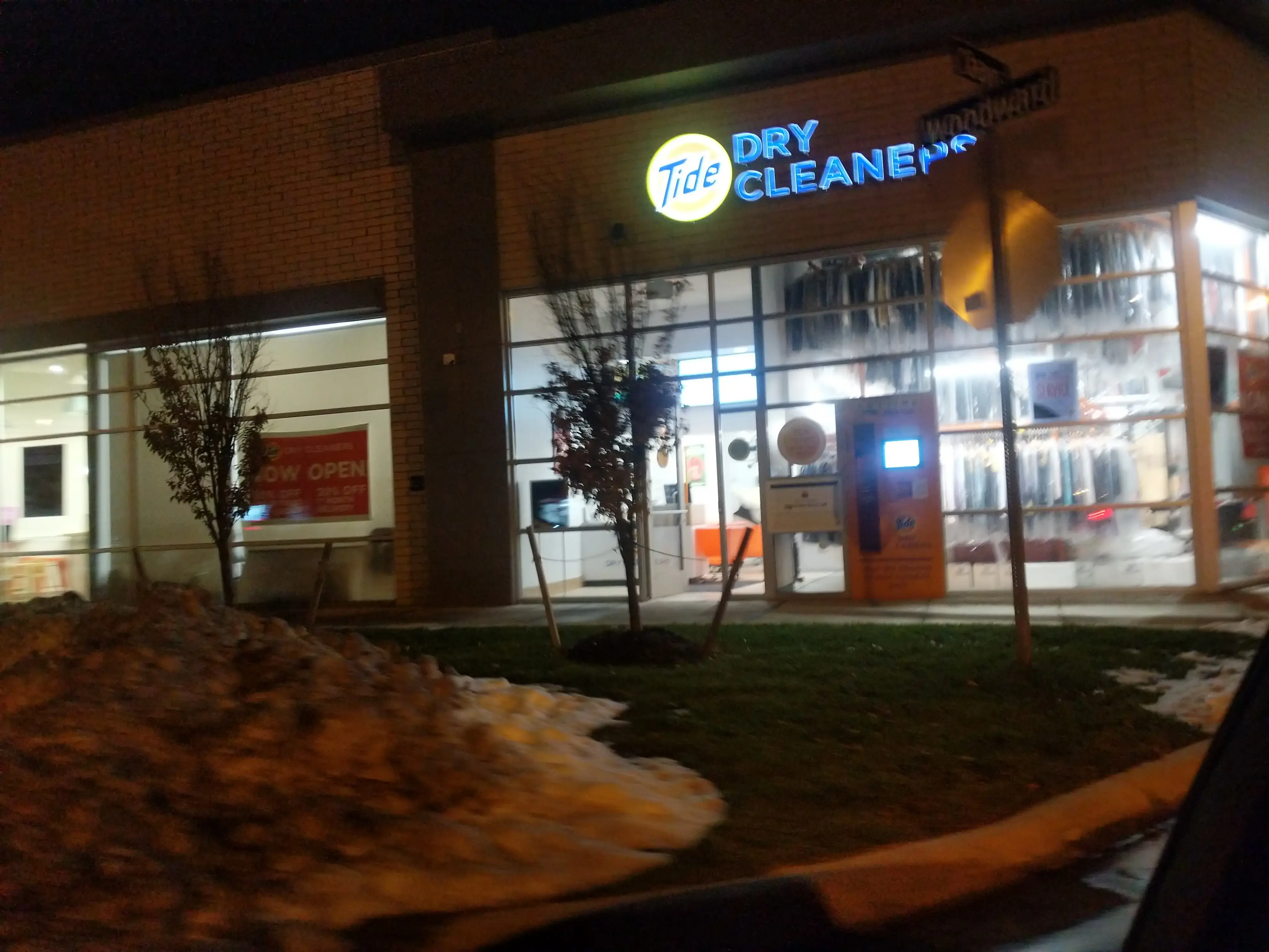 Tide Cleaners thumbnail 16