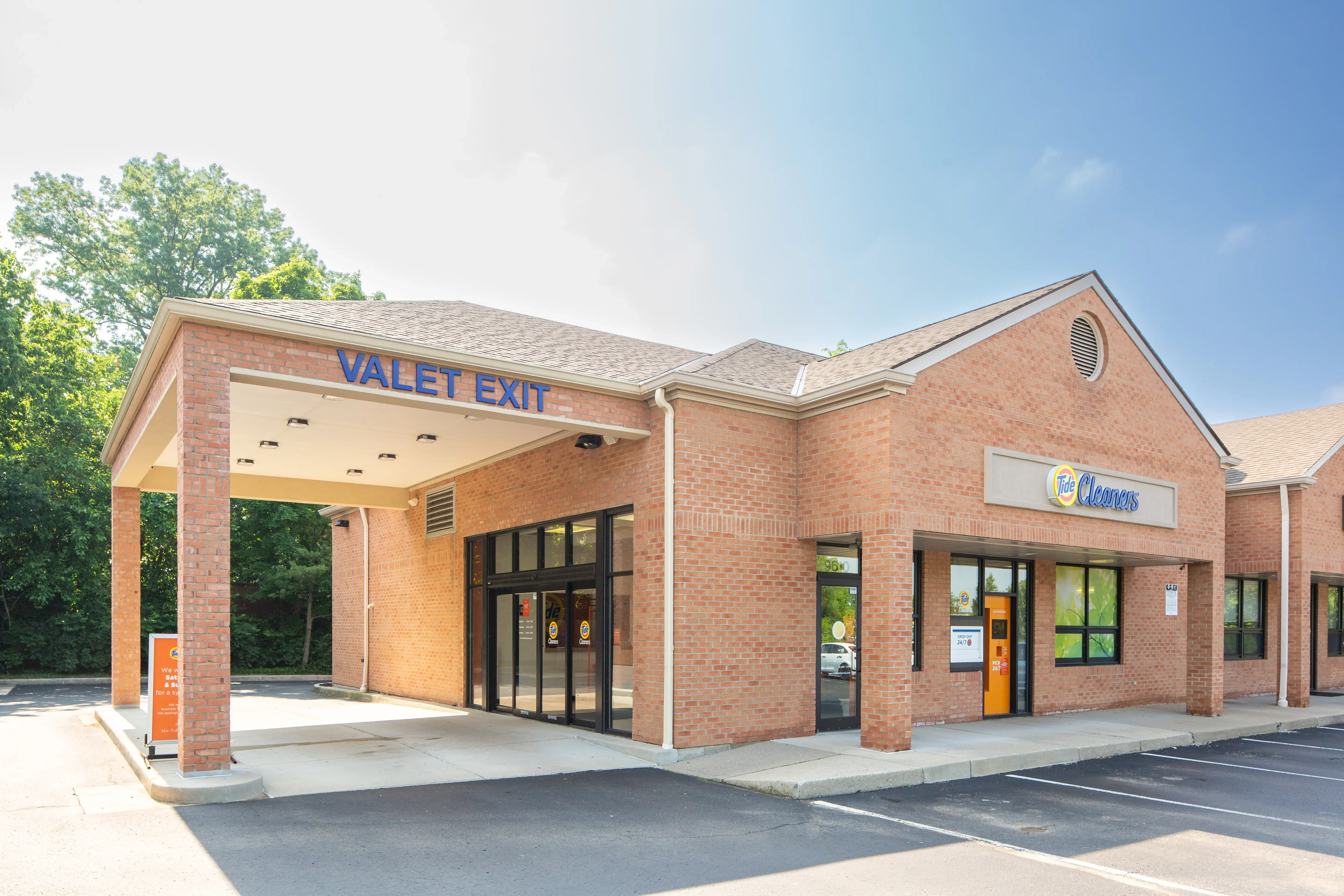 Tide Cleaners - Image 2