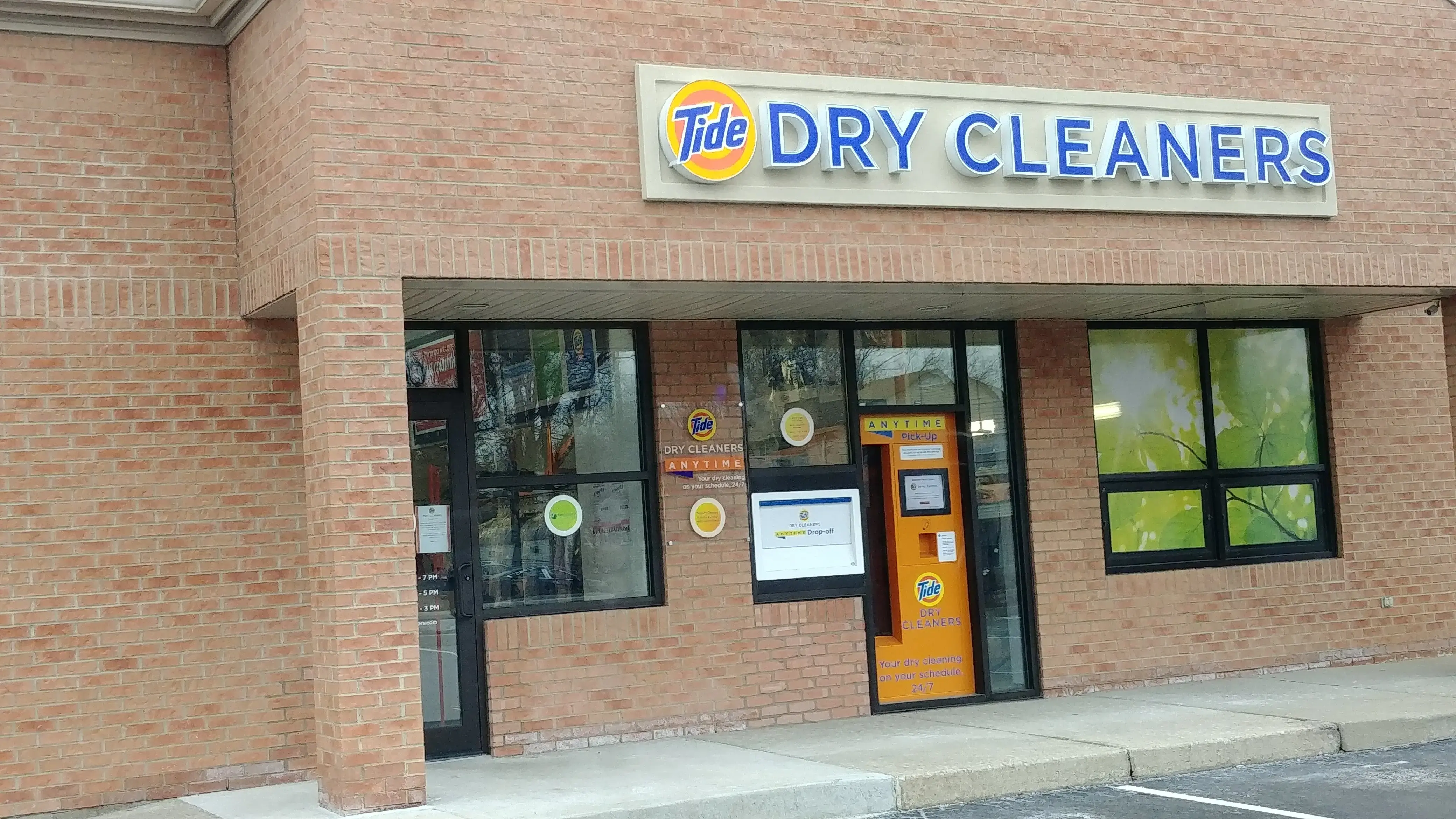Tide Cleaners thumbnail 14