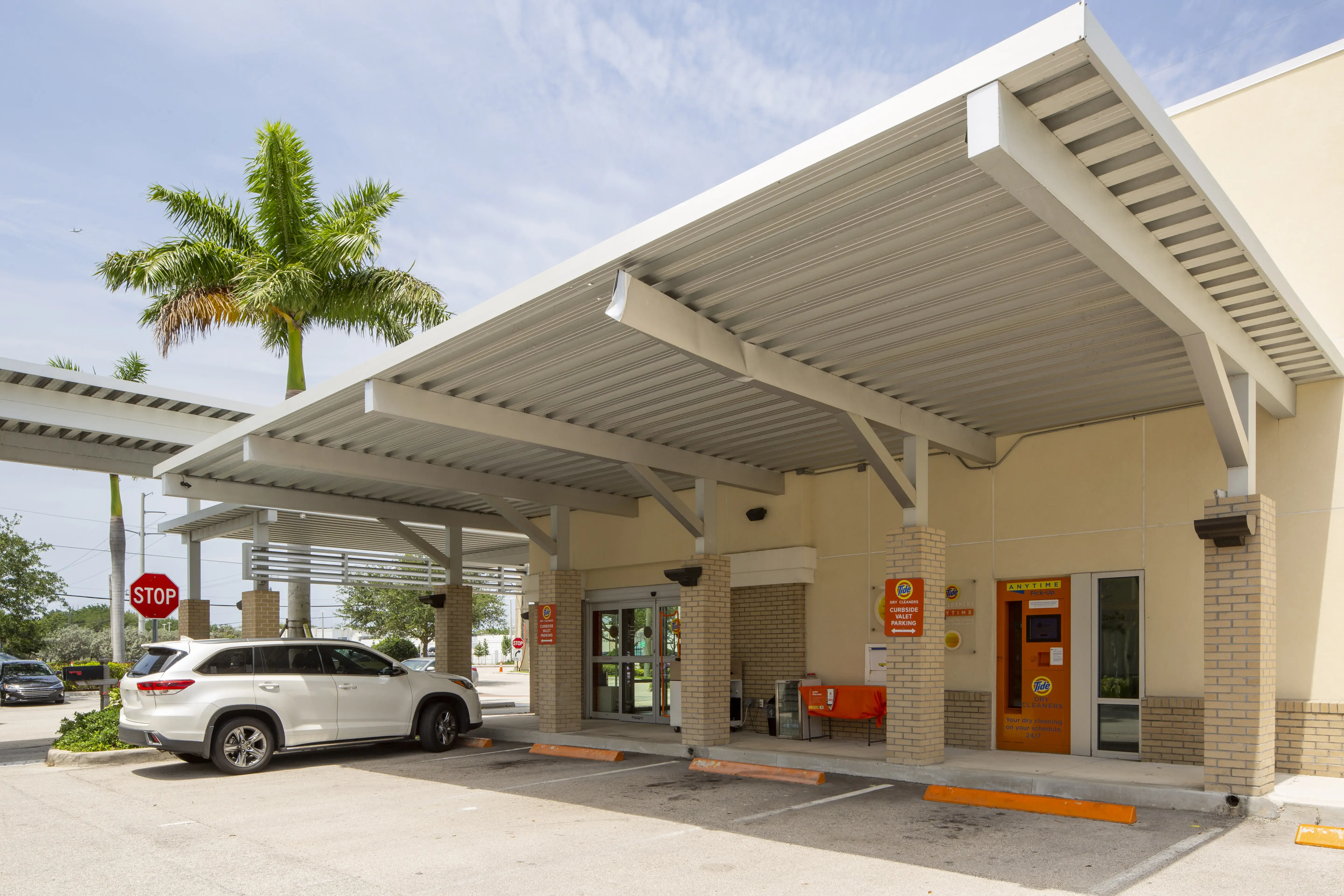 Tide Cleaners - Image 5