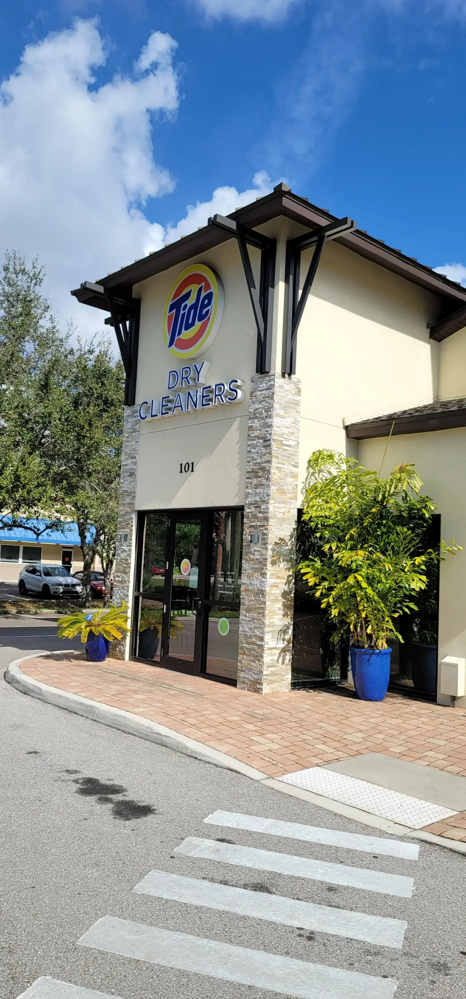Tide Cleaners - Image 16