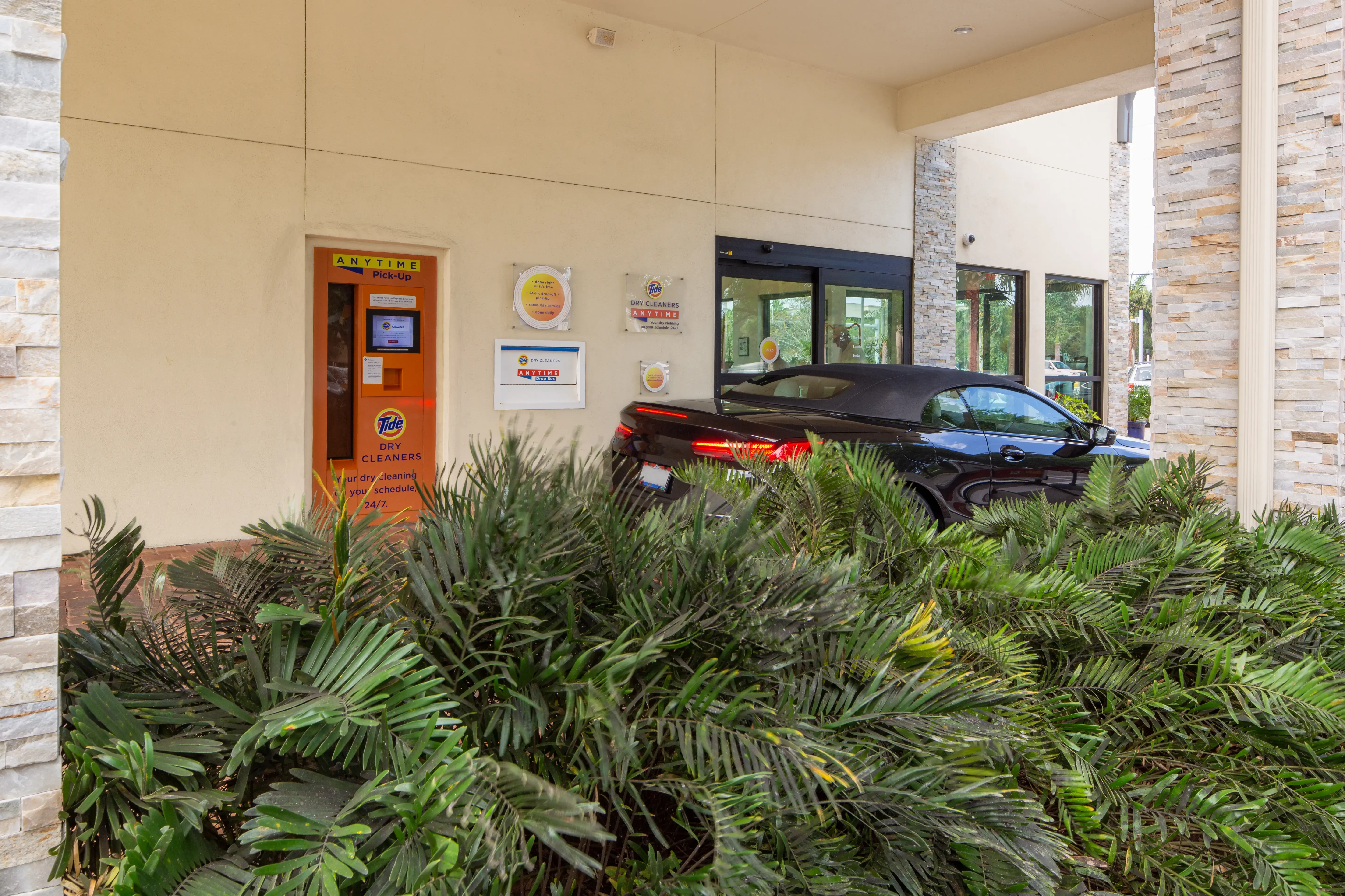 Tide Cleaners - Image 4