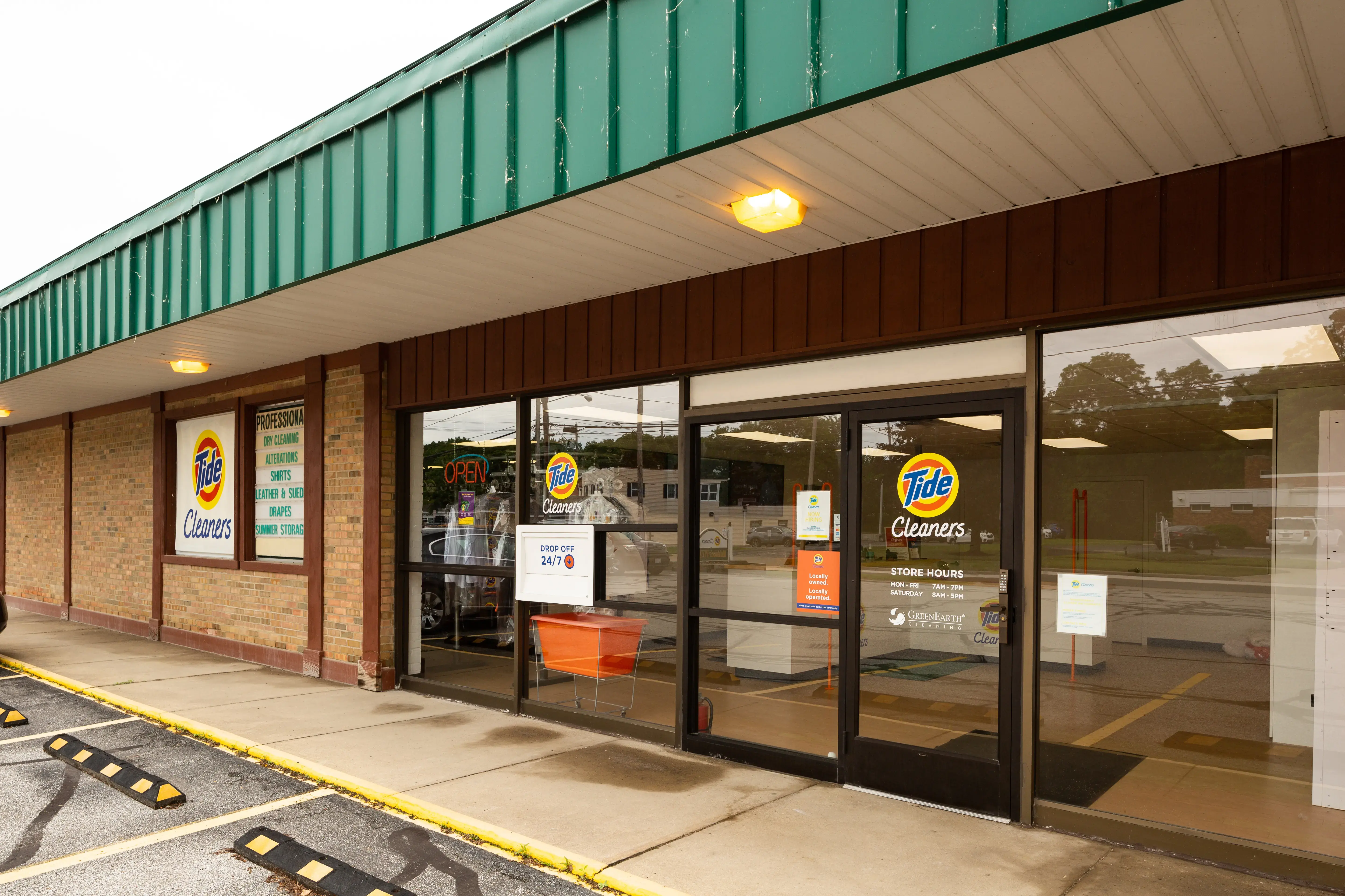 Tide Cleaners location