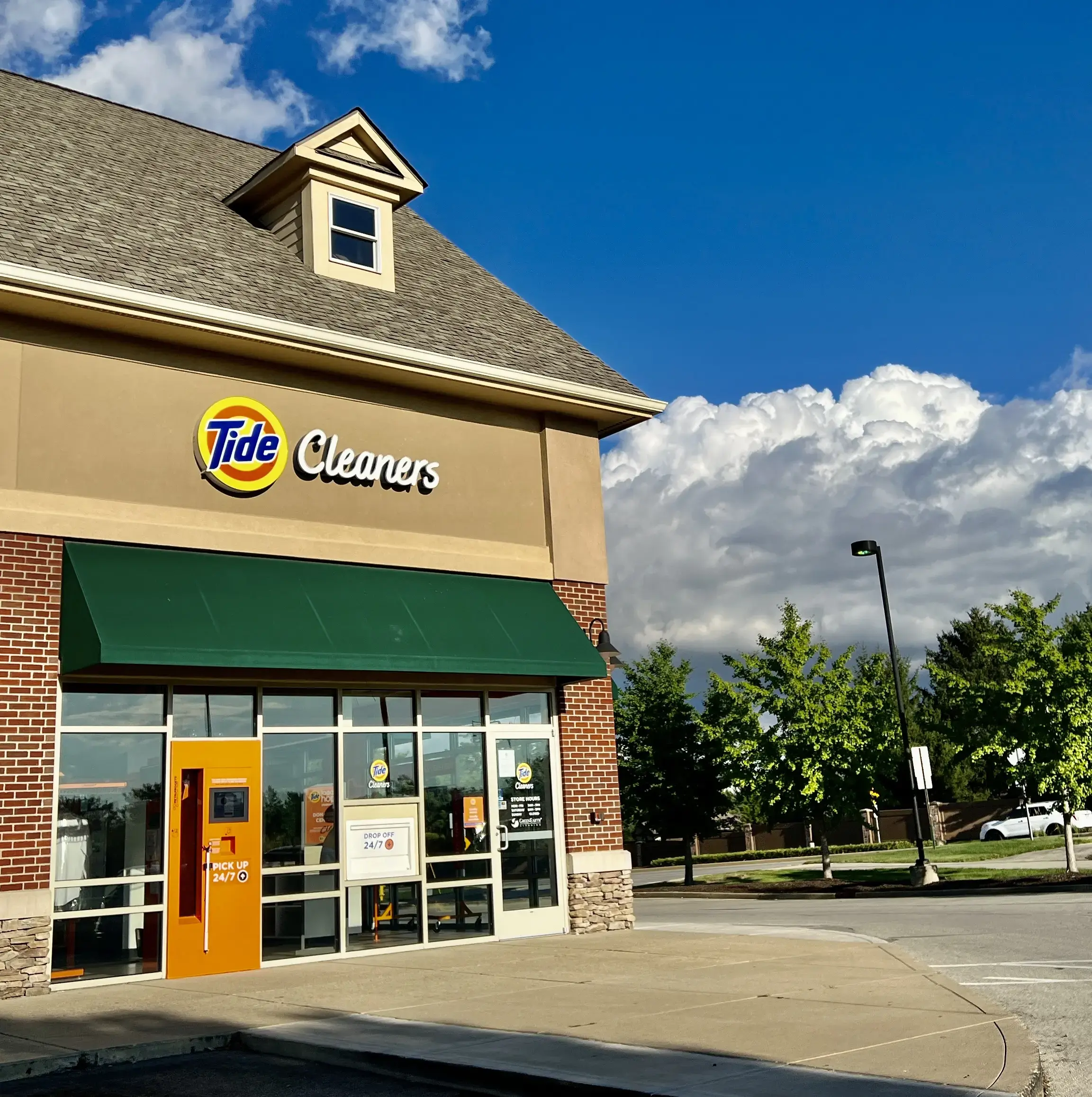 Tide Cleaners thumbnail 12