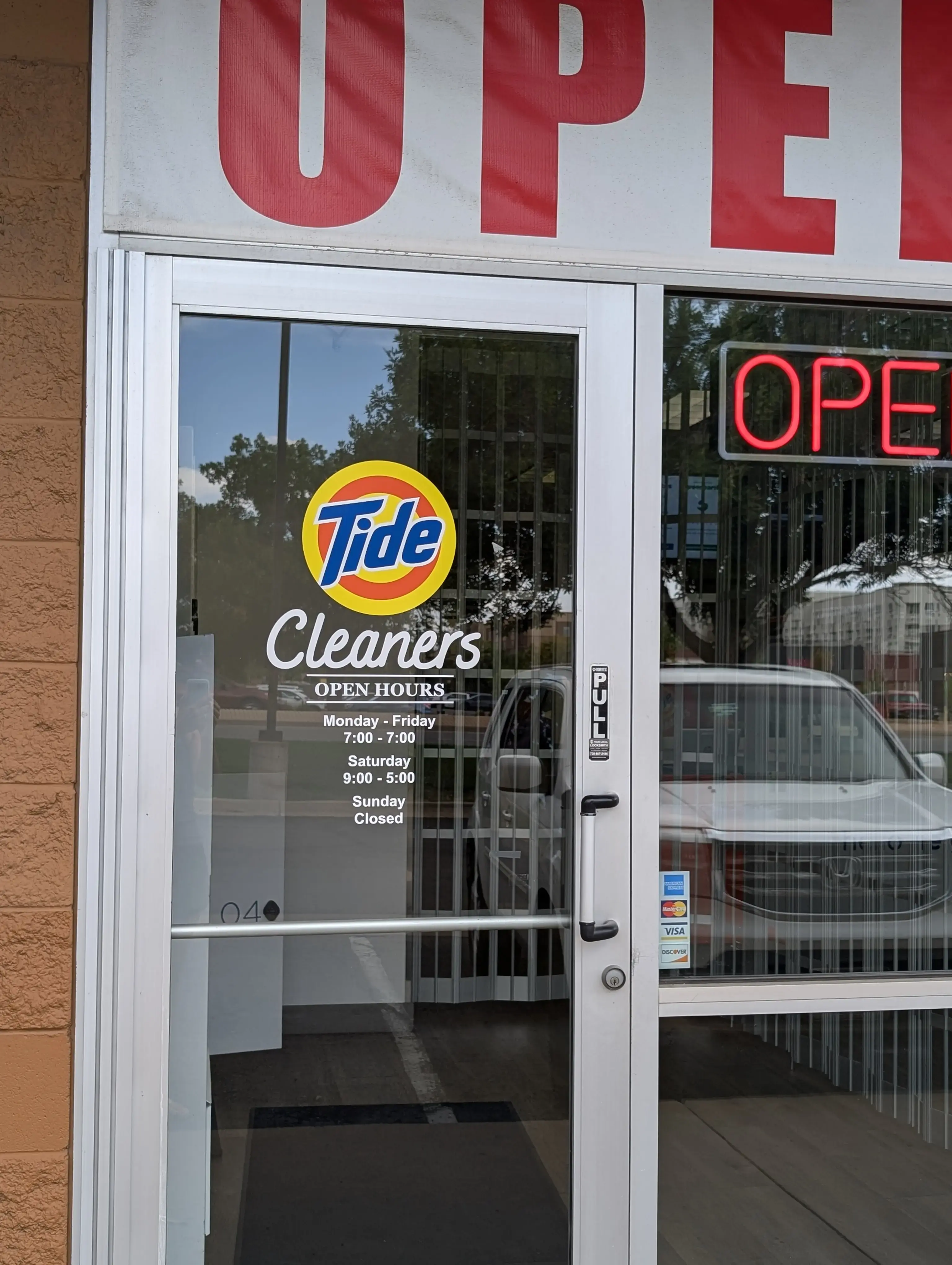 Tide Cleaners thumbnail 12