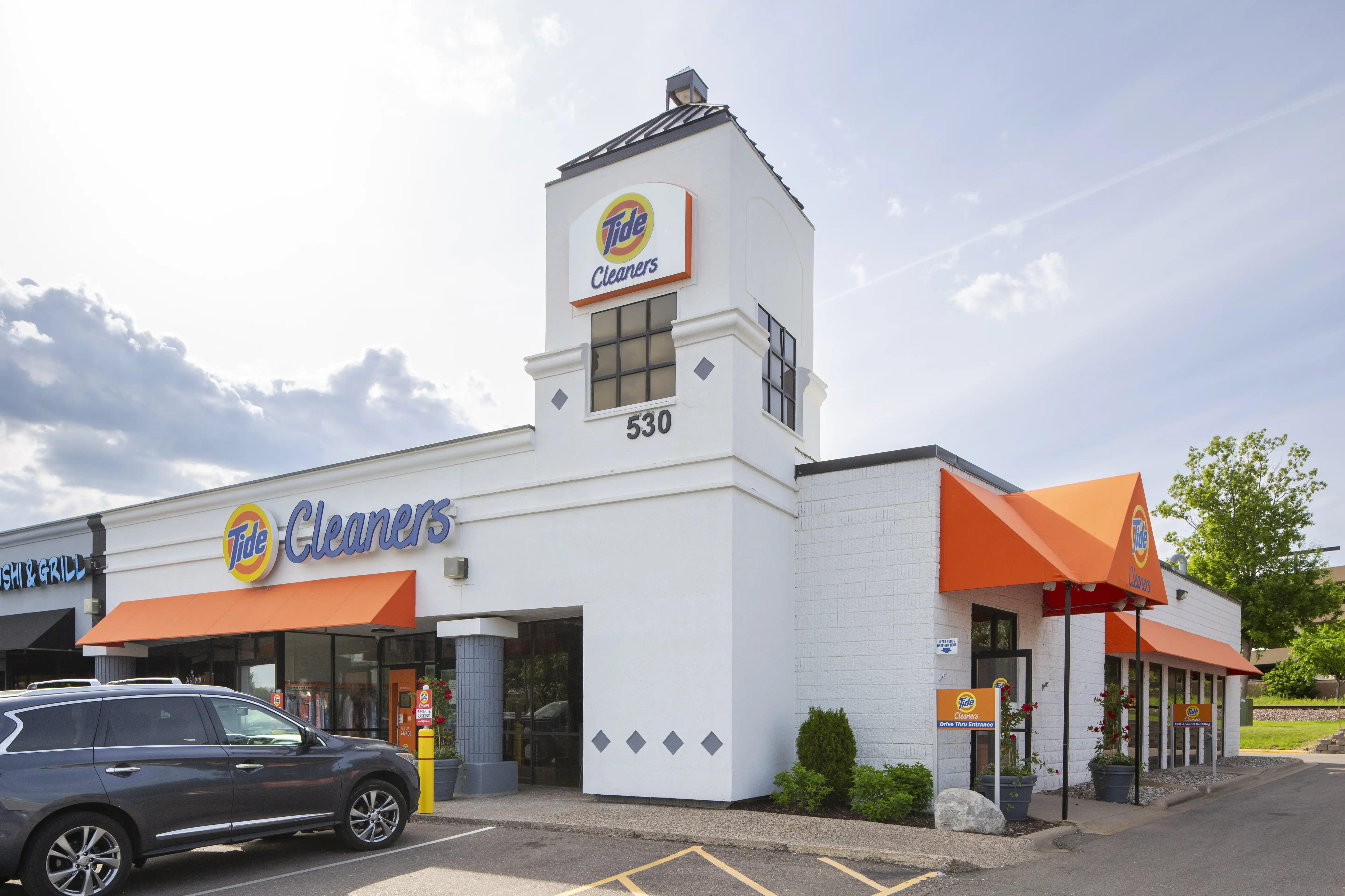 Tide Cleaners - Image 15