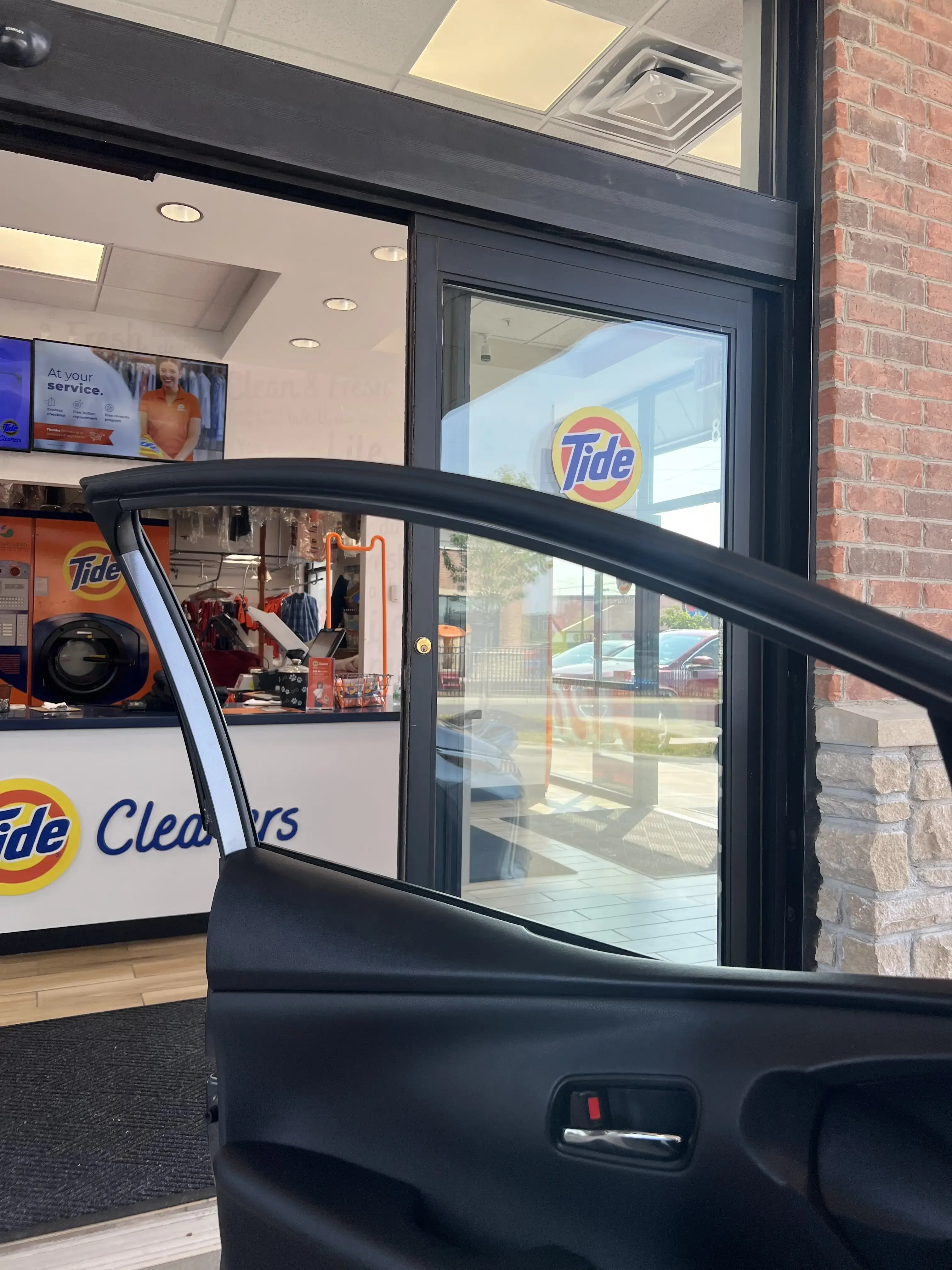 Tide Cleaners - Image 12