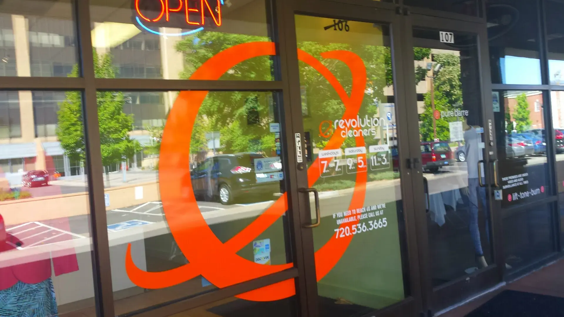 Tide Cleaners - Image 9