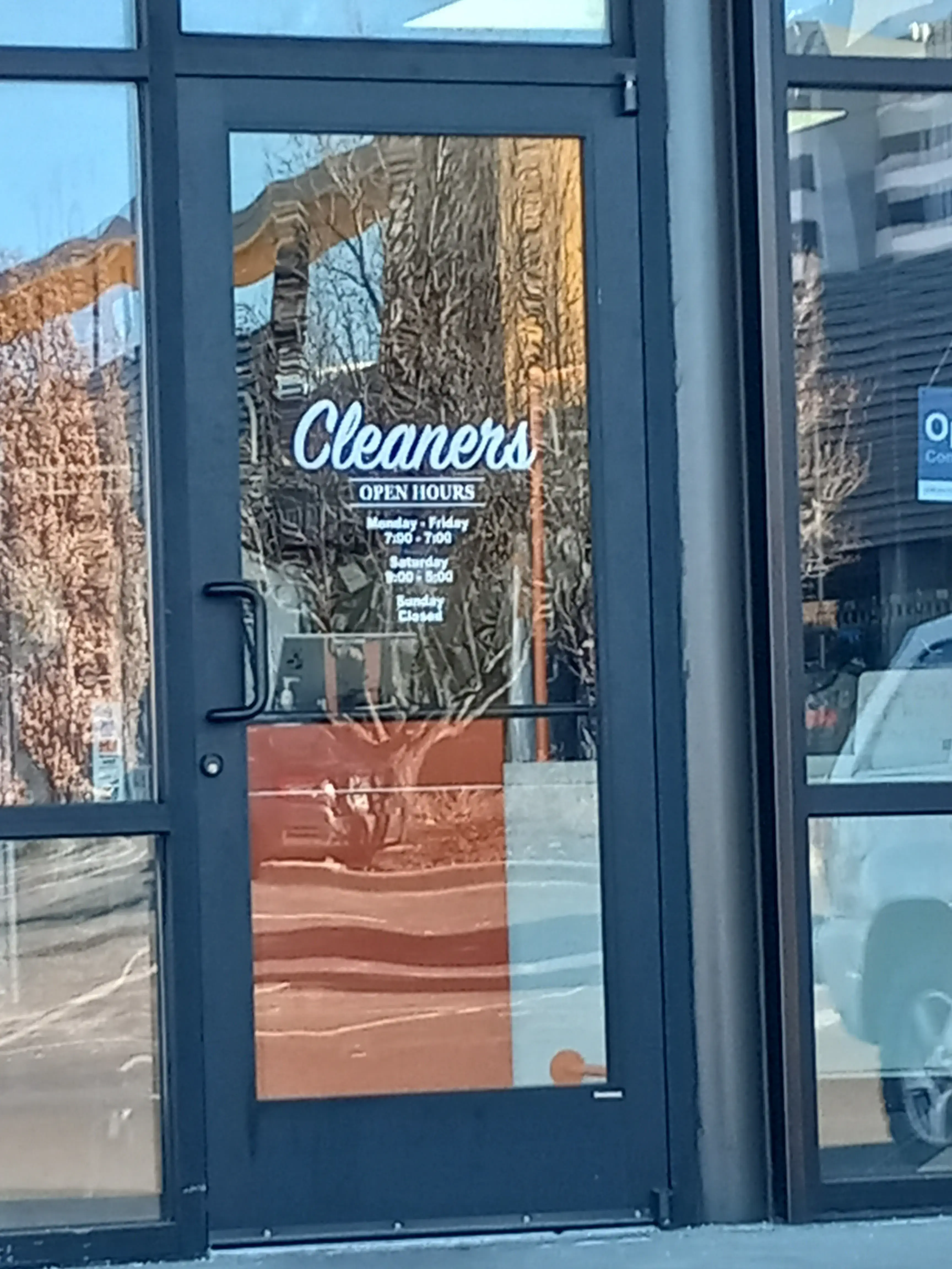 Tide Cleaners thumbnail 6