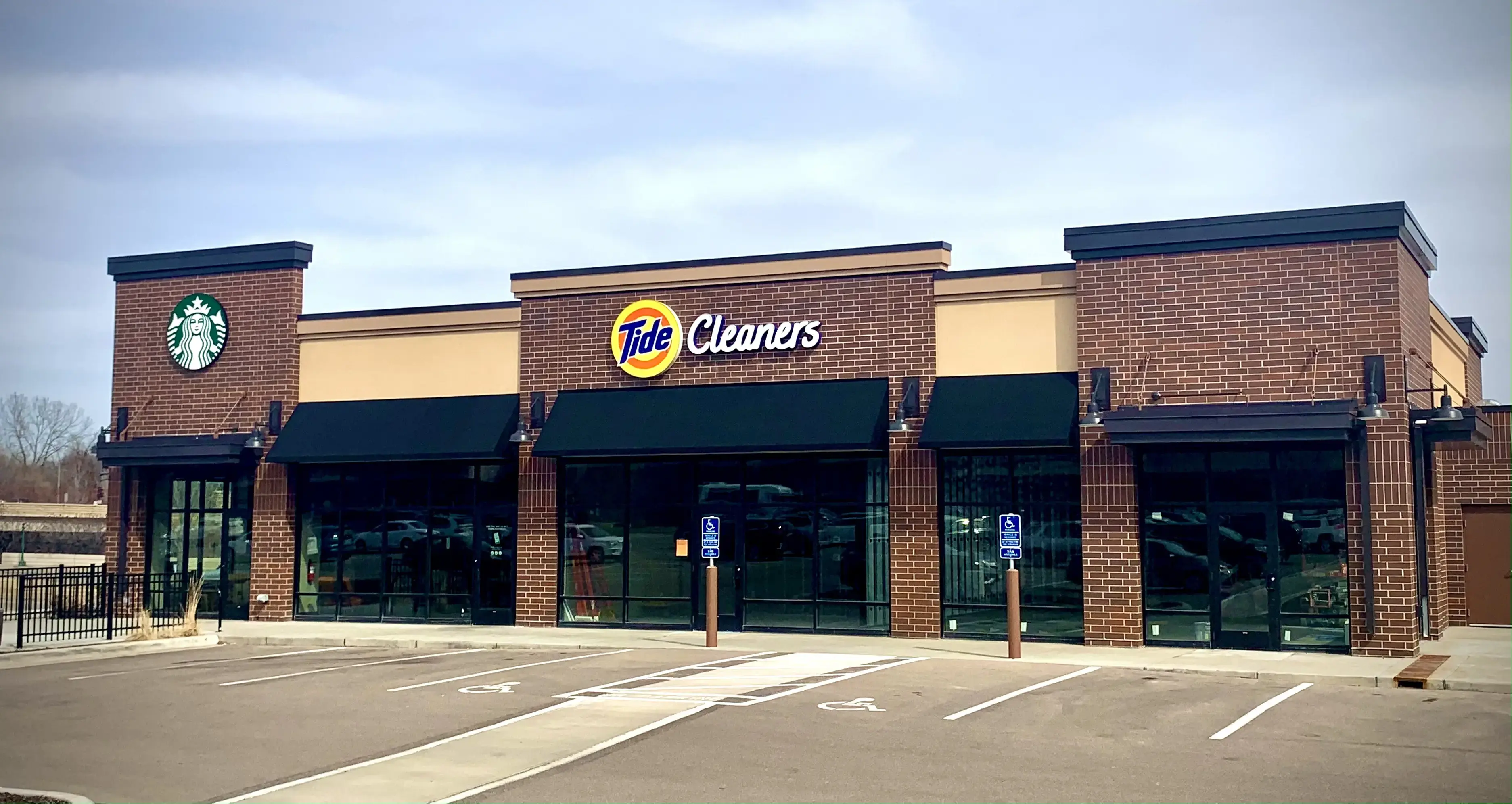 Tide Cleaners thumbnail 9