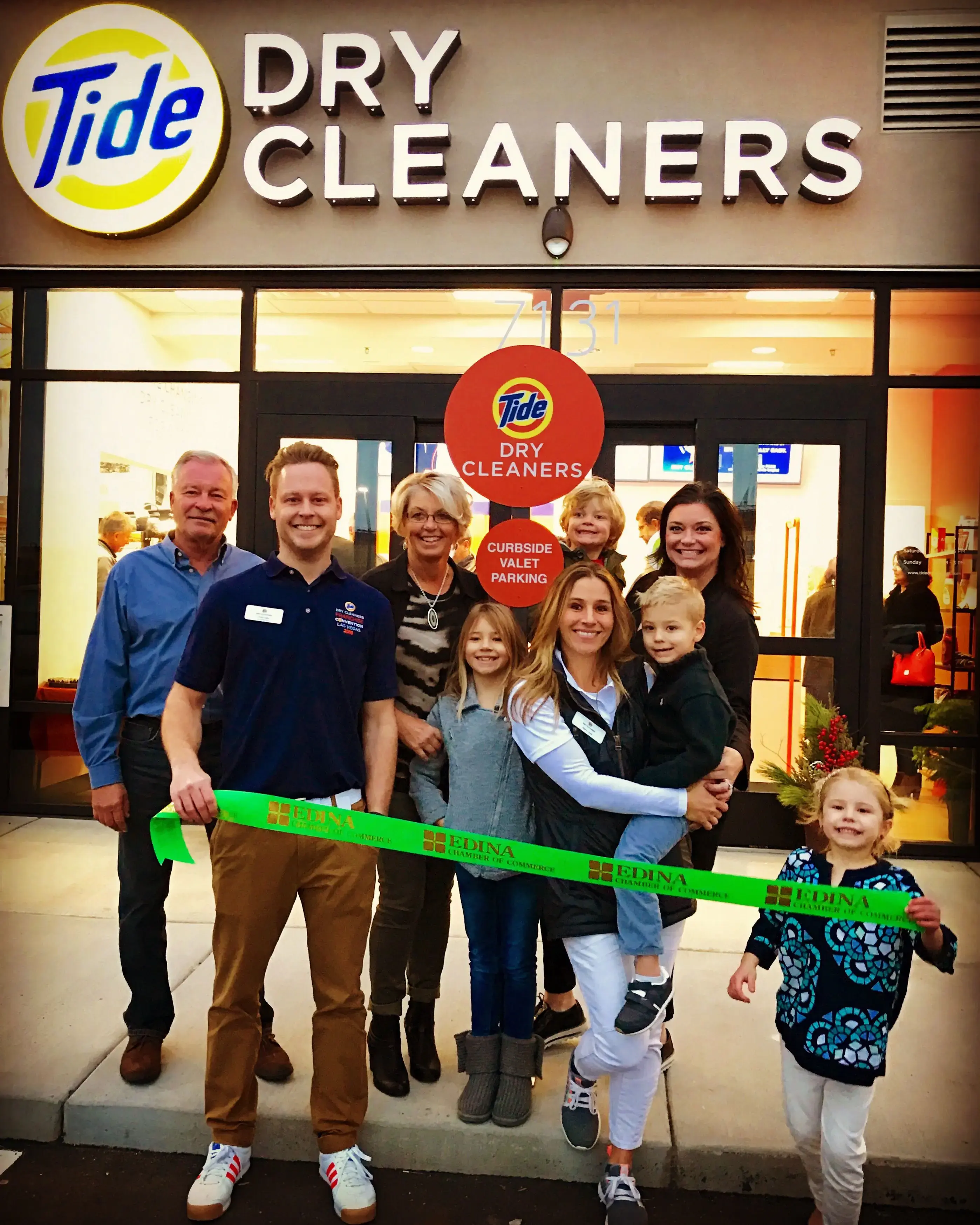 Tide Cleaners thumbnail 17