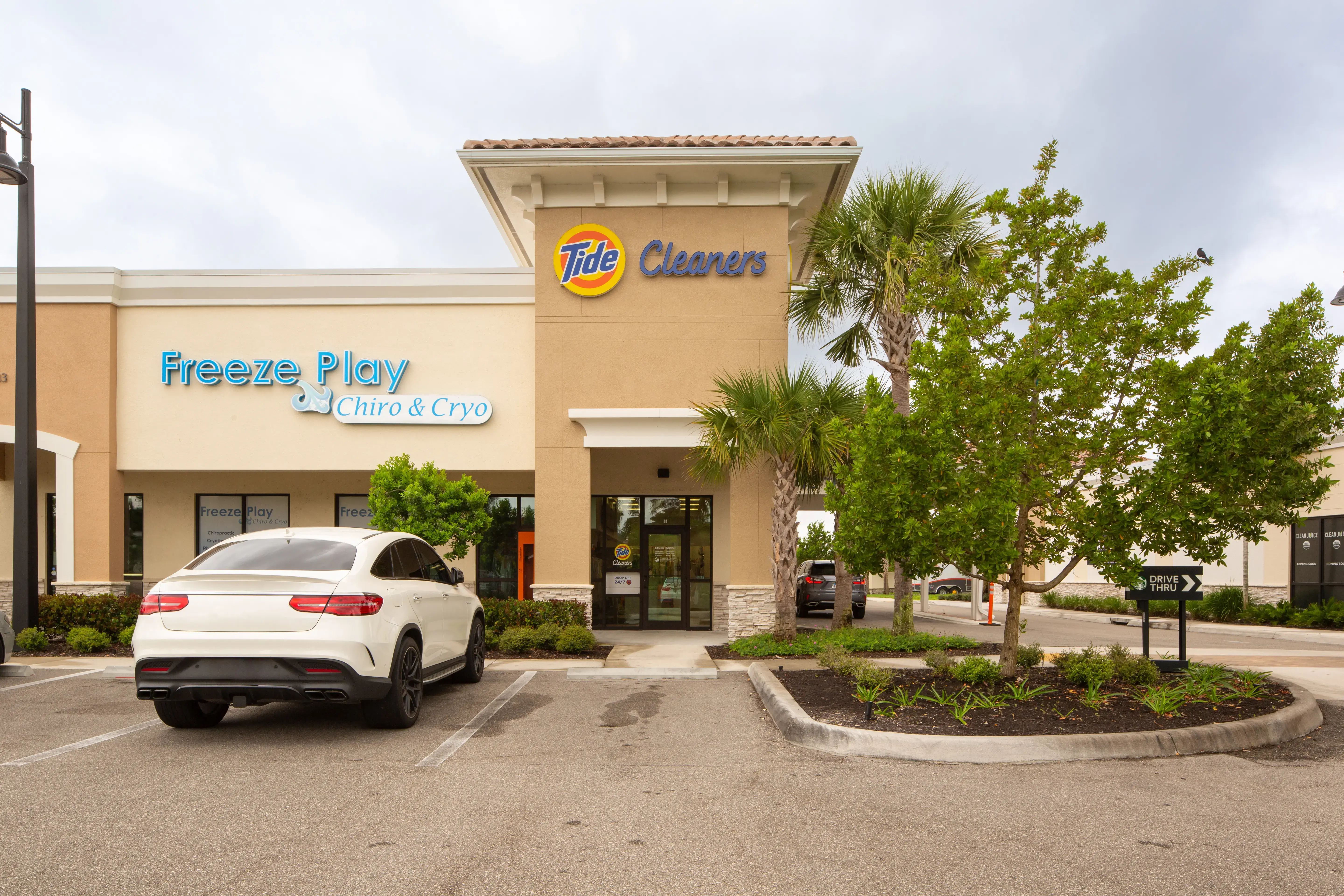 Tide Cleaners - Image 18