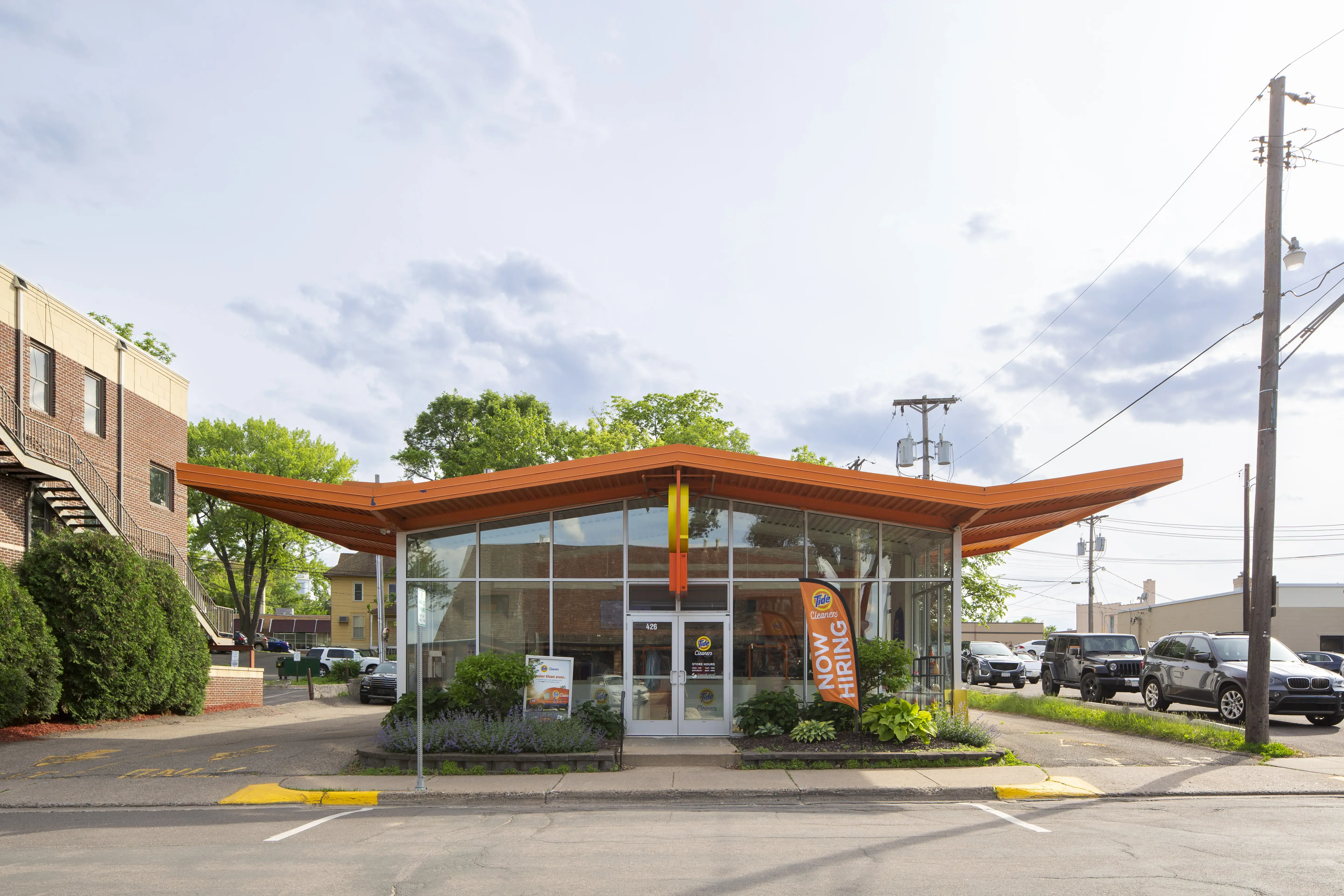 Tide Cleaners - Image 4