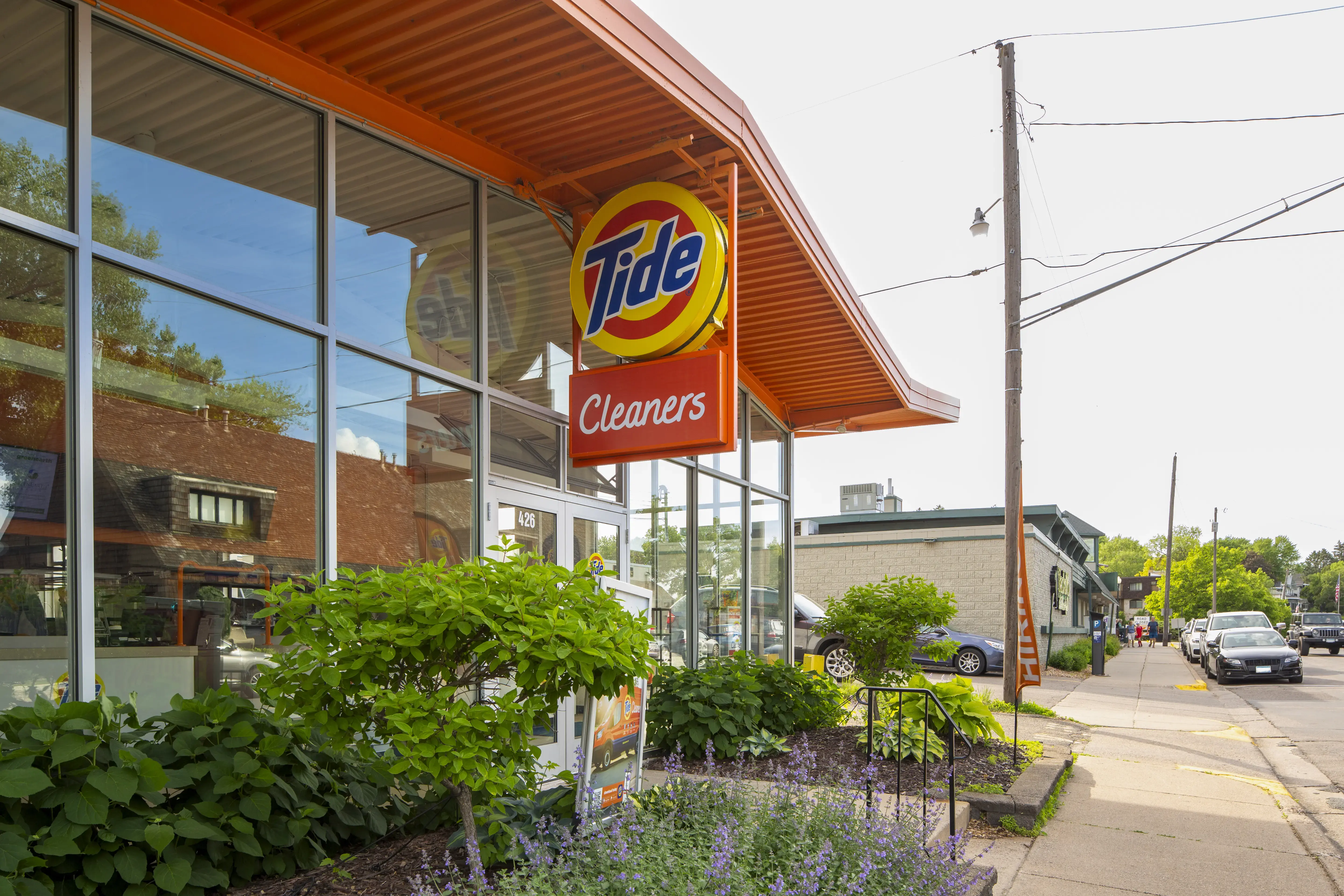 Tide Cleaners thumbnail 2