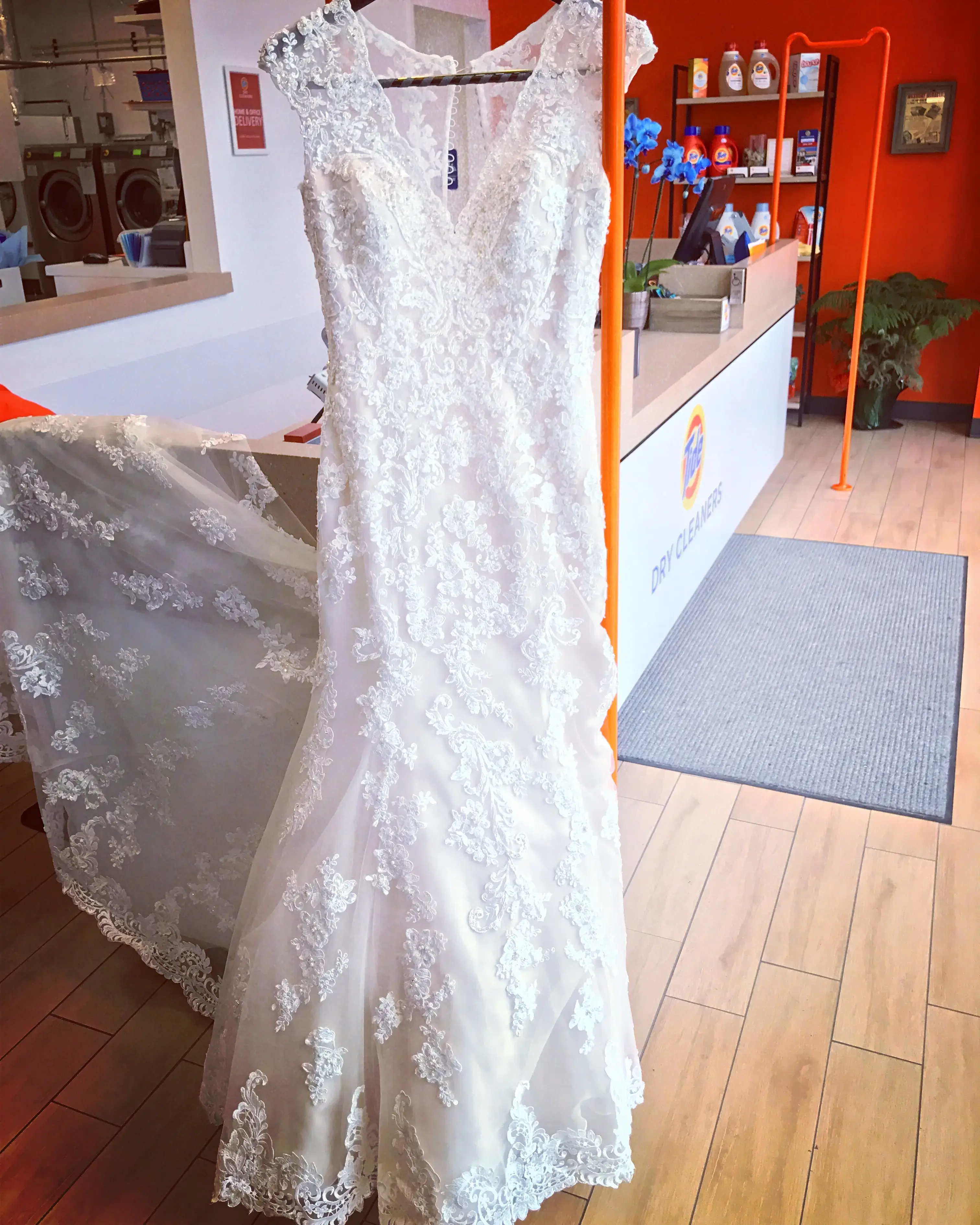 Tide Cleaners - Image 7