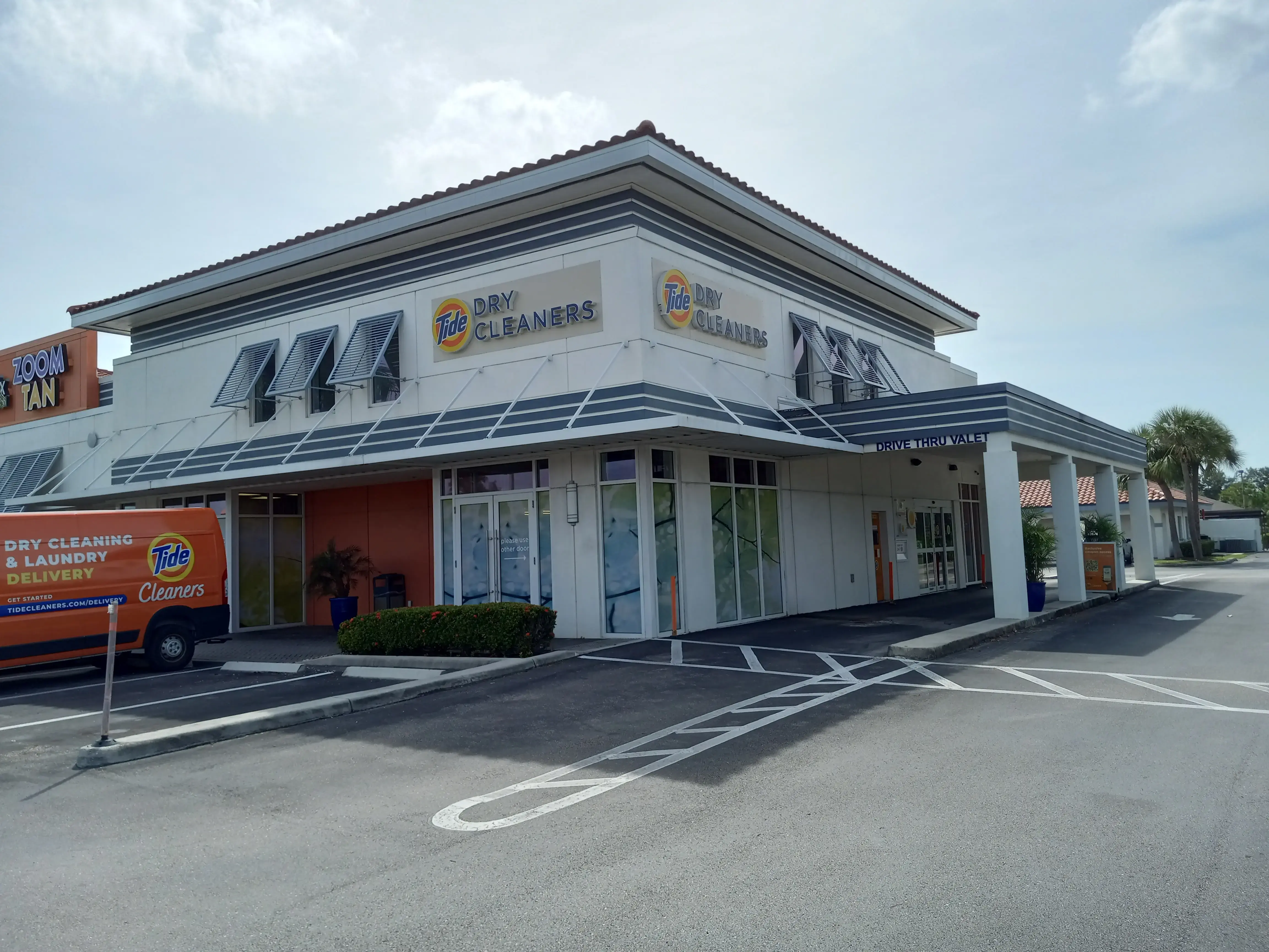 Tide Cleaners - Image 2