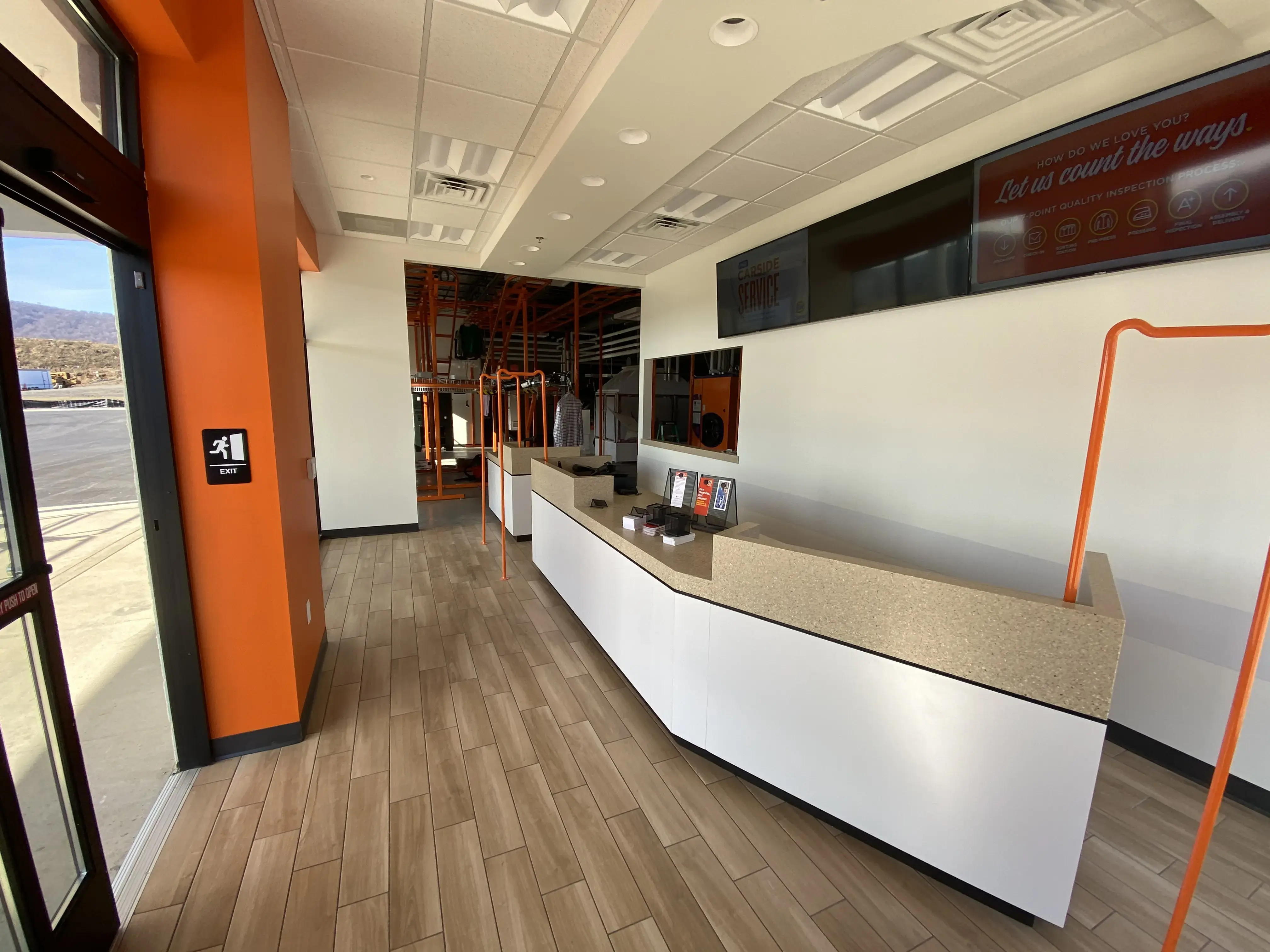 Tide Cleaners thumbnail 7