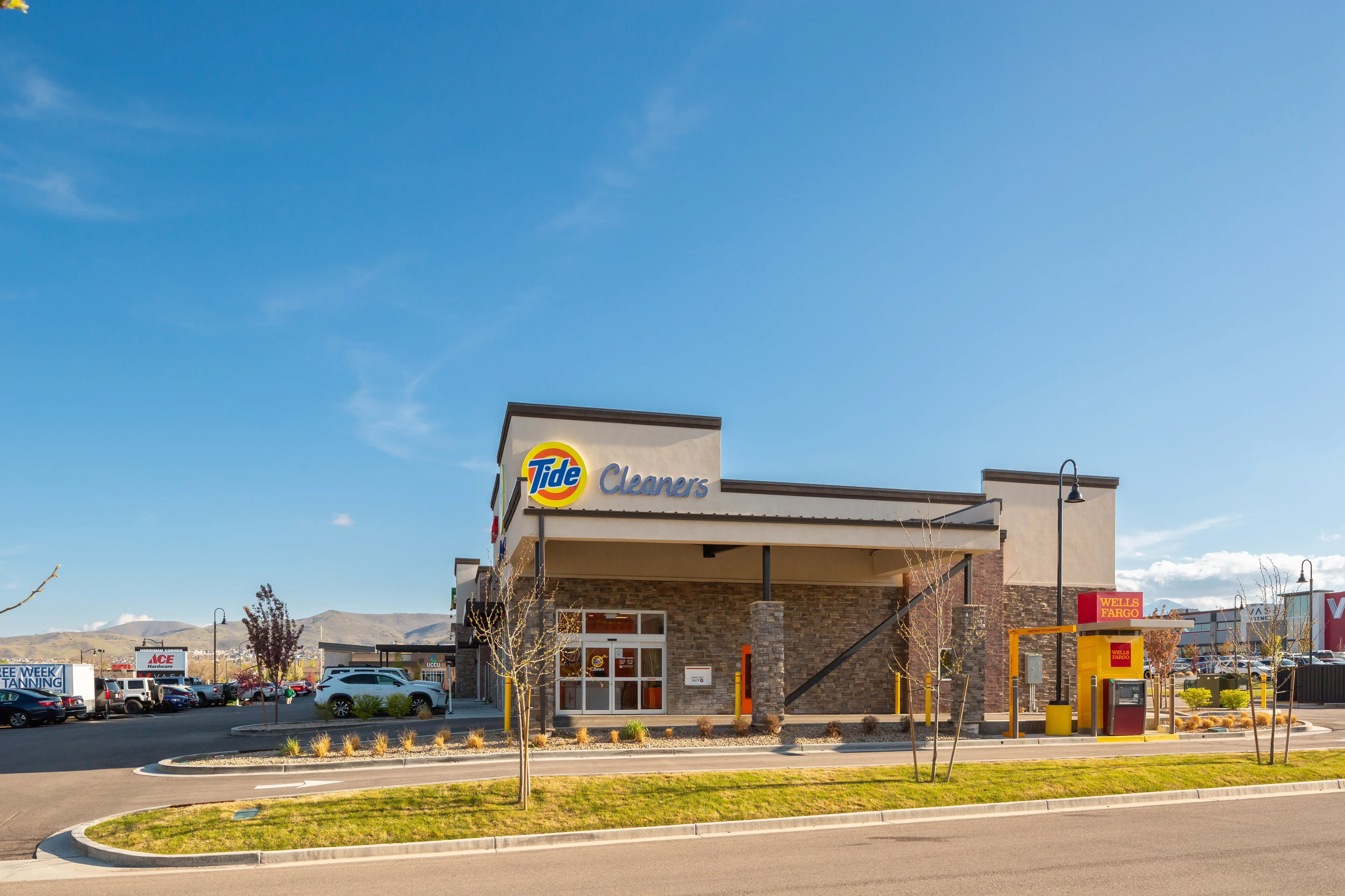 Tide Cleaners location