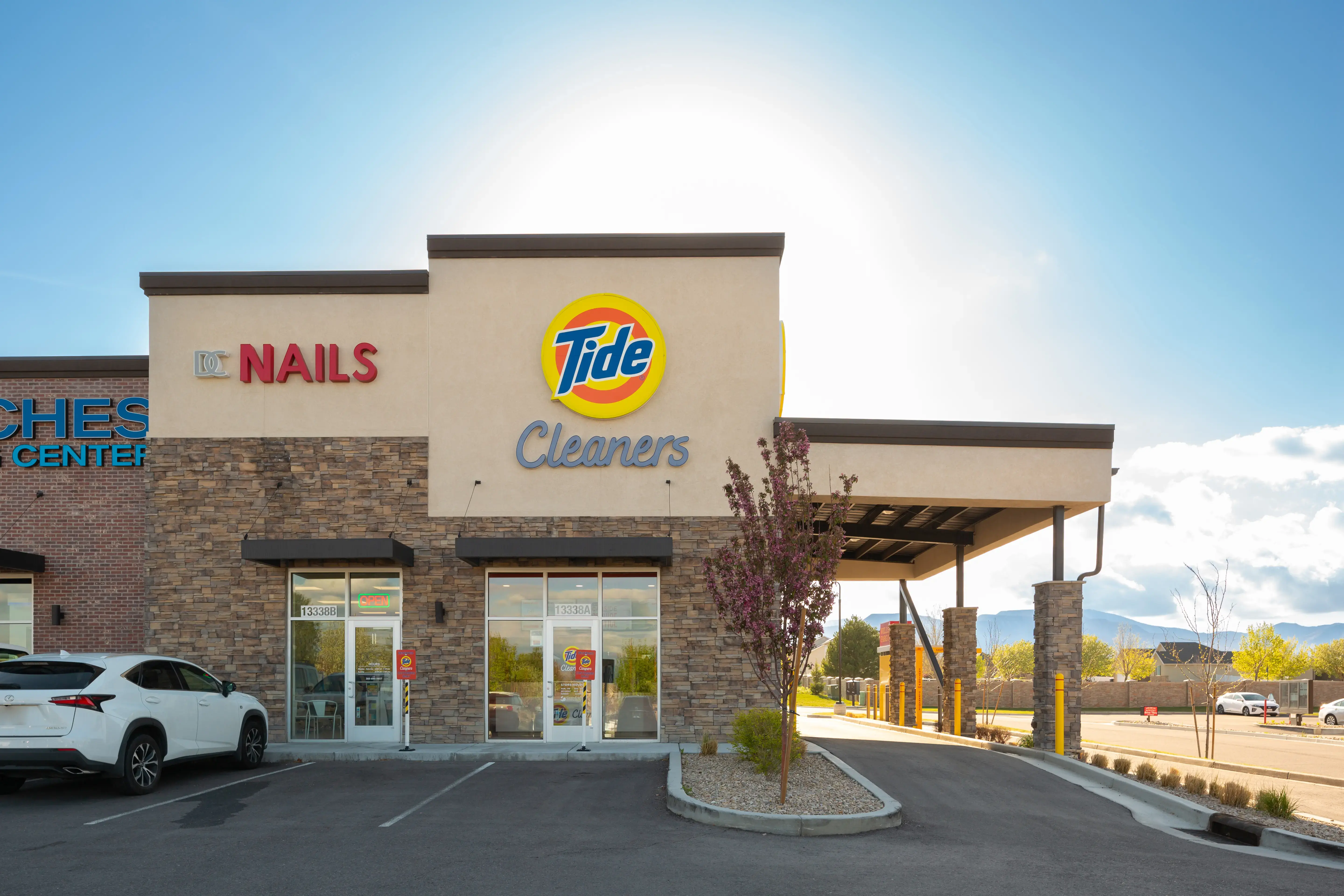 Tide Cleaners thumbnail 19