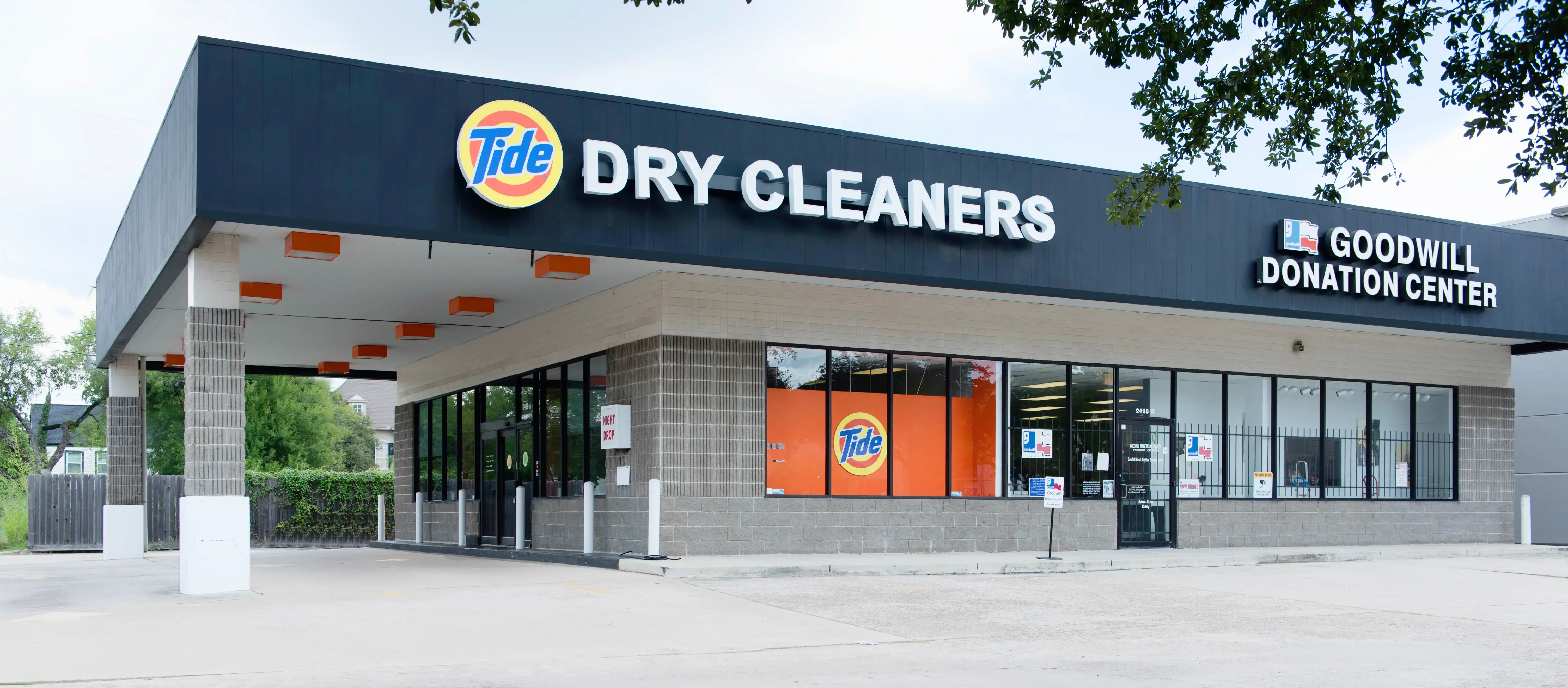 Tide Cleaners thumbnail 9
