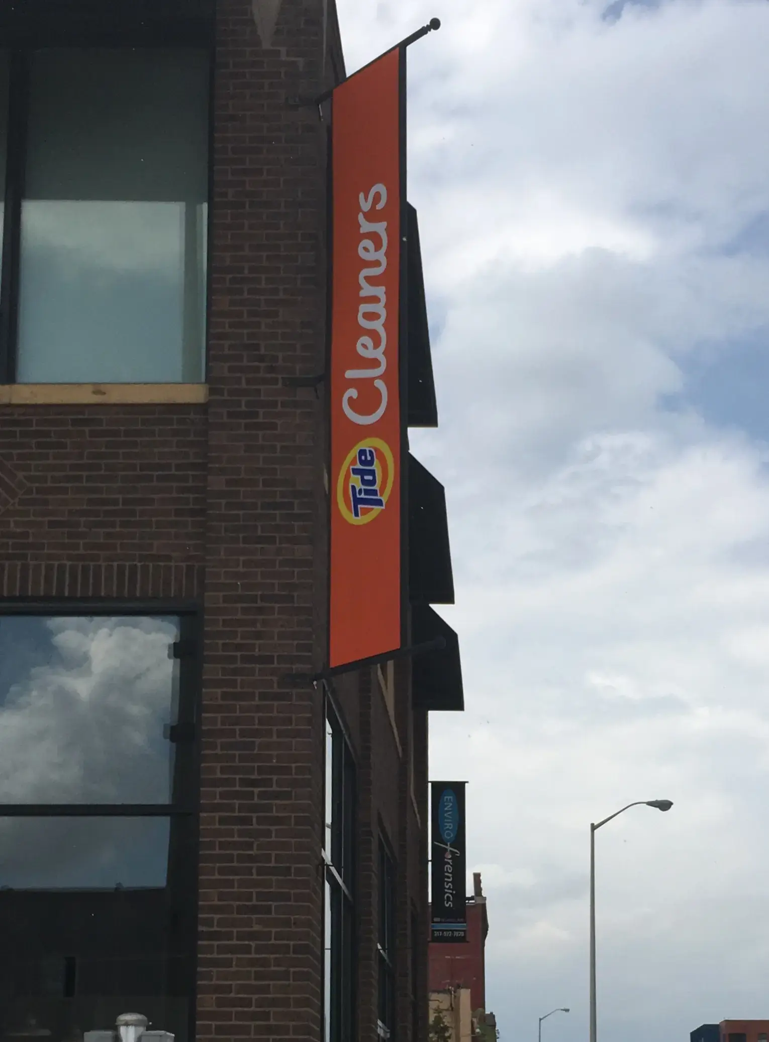 Tide Cleaners - Image 16