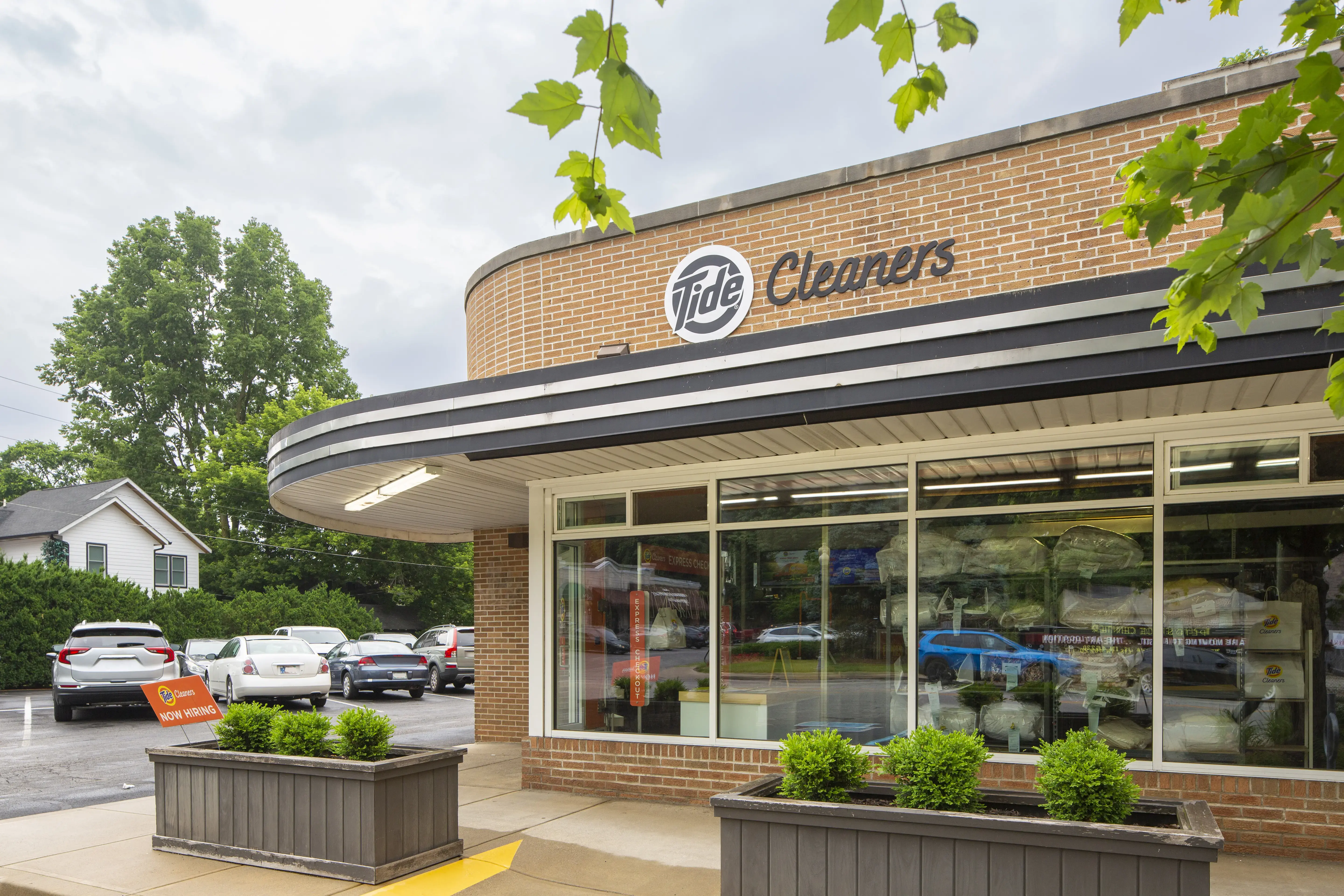 Tide Cleaners - Image 2