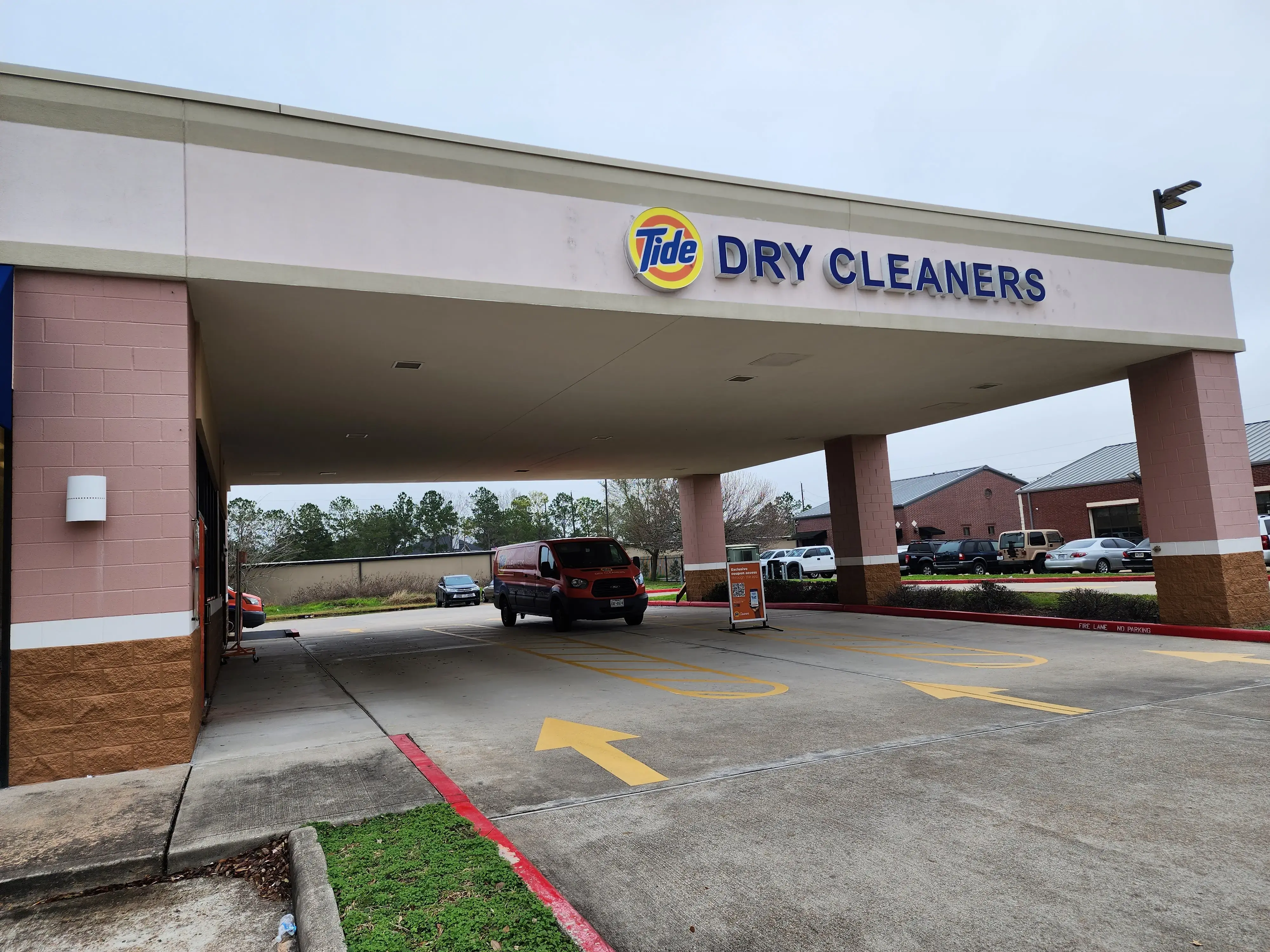 Tide Cleaners thumbnail 9