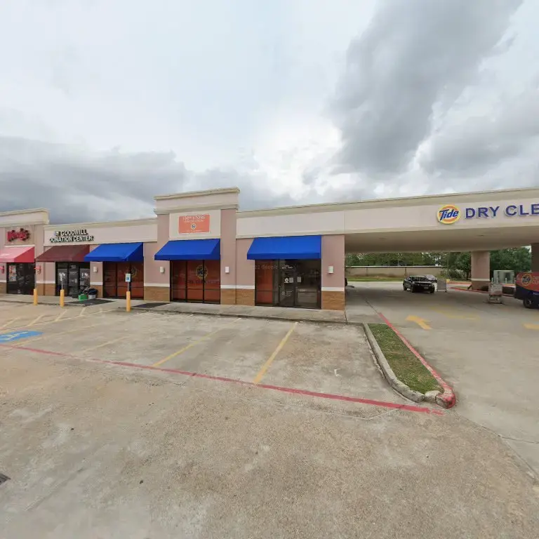 Tide Cleaners thumbnail 19