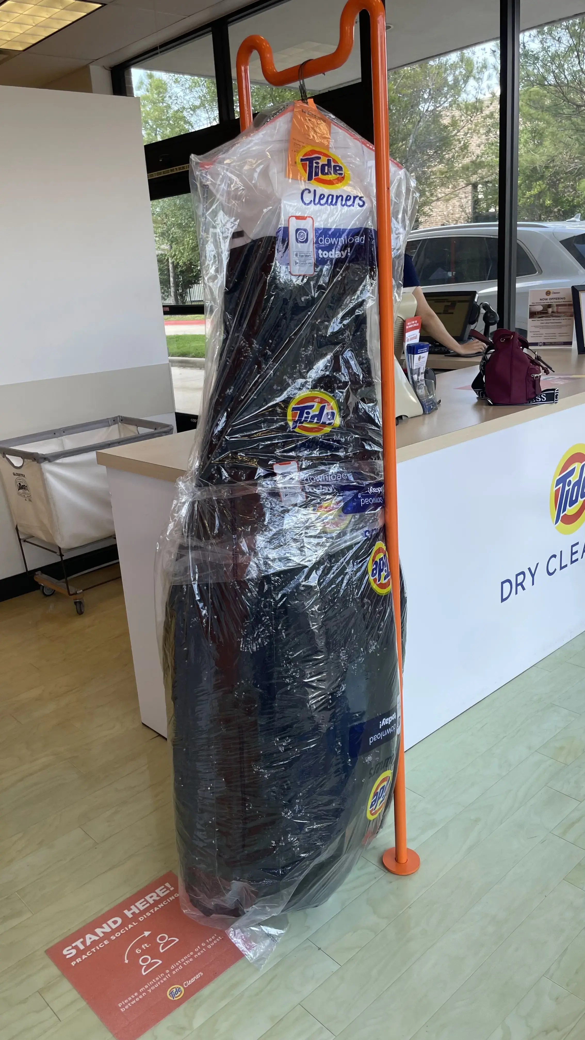 Tide Cleaners thumbnail 4