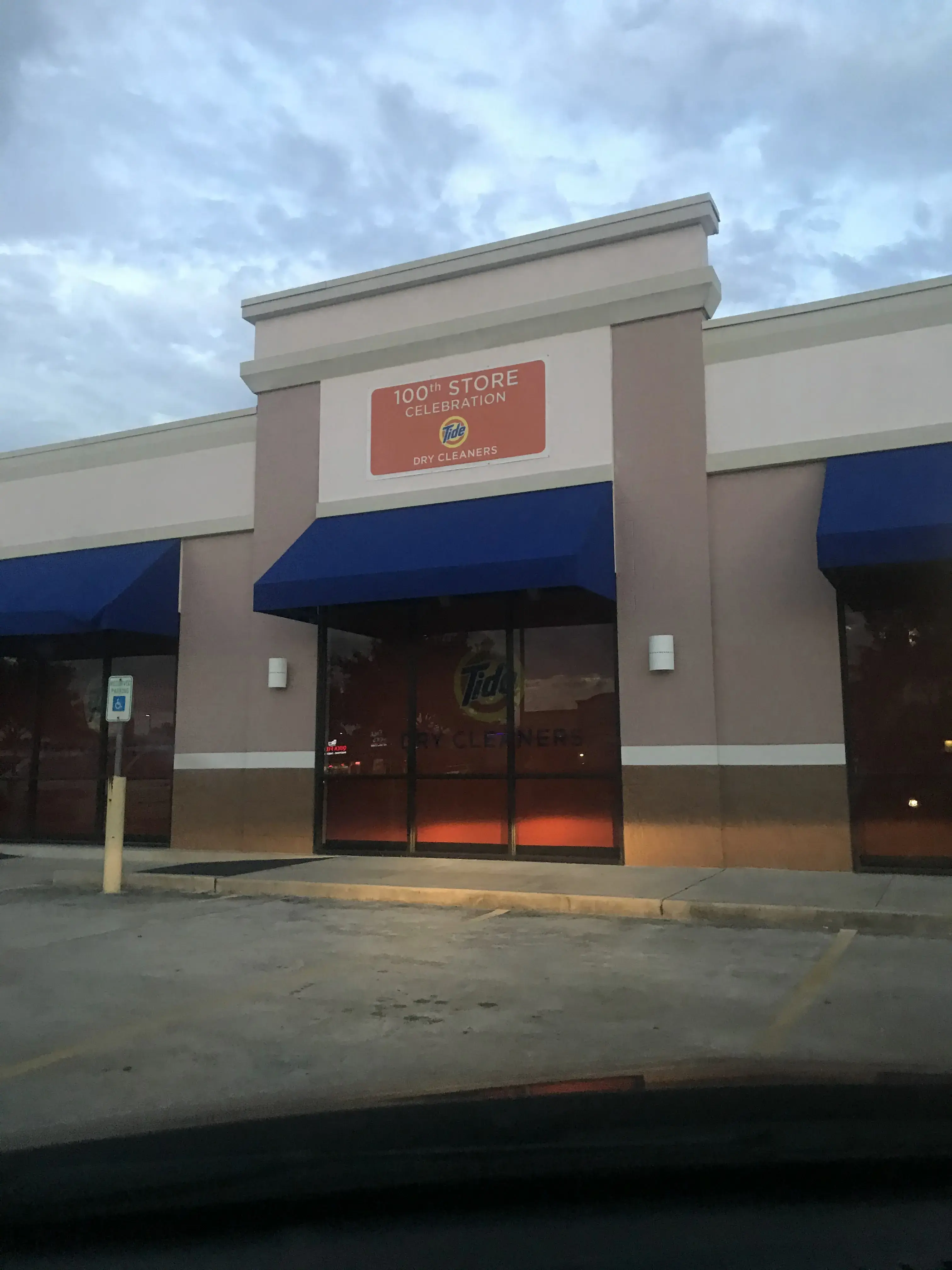 Tide Cleaners - Image 7