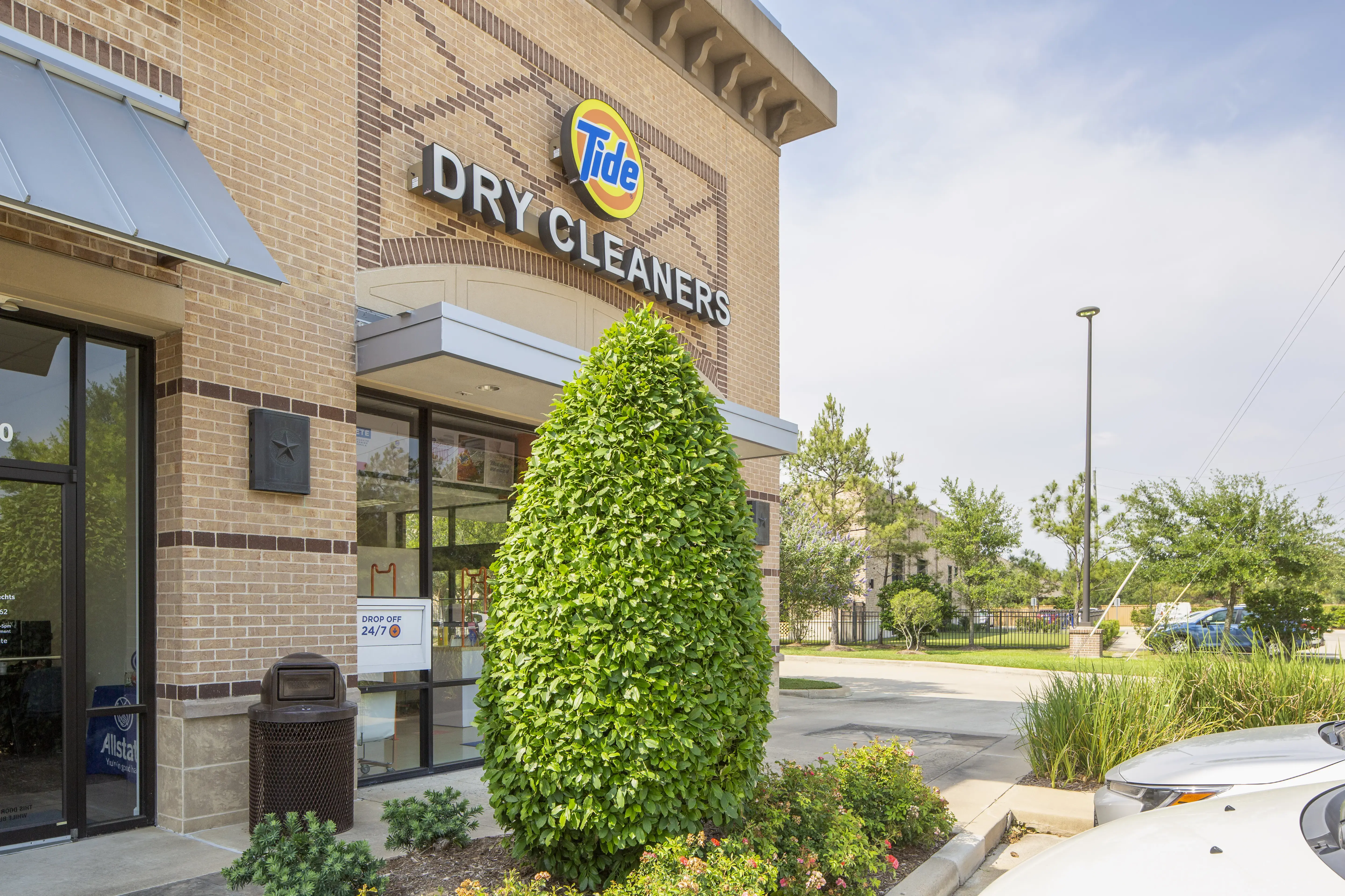 Tide Cleaners - Image 16