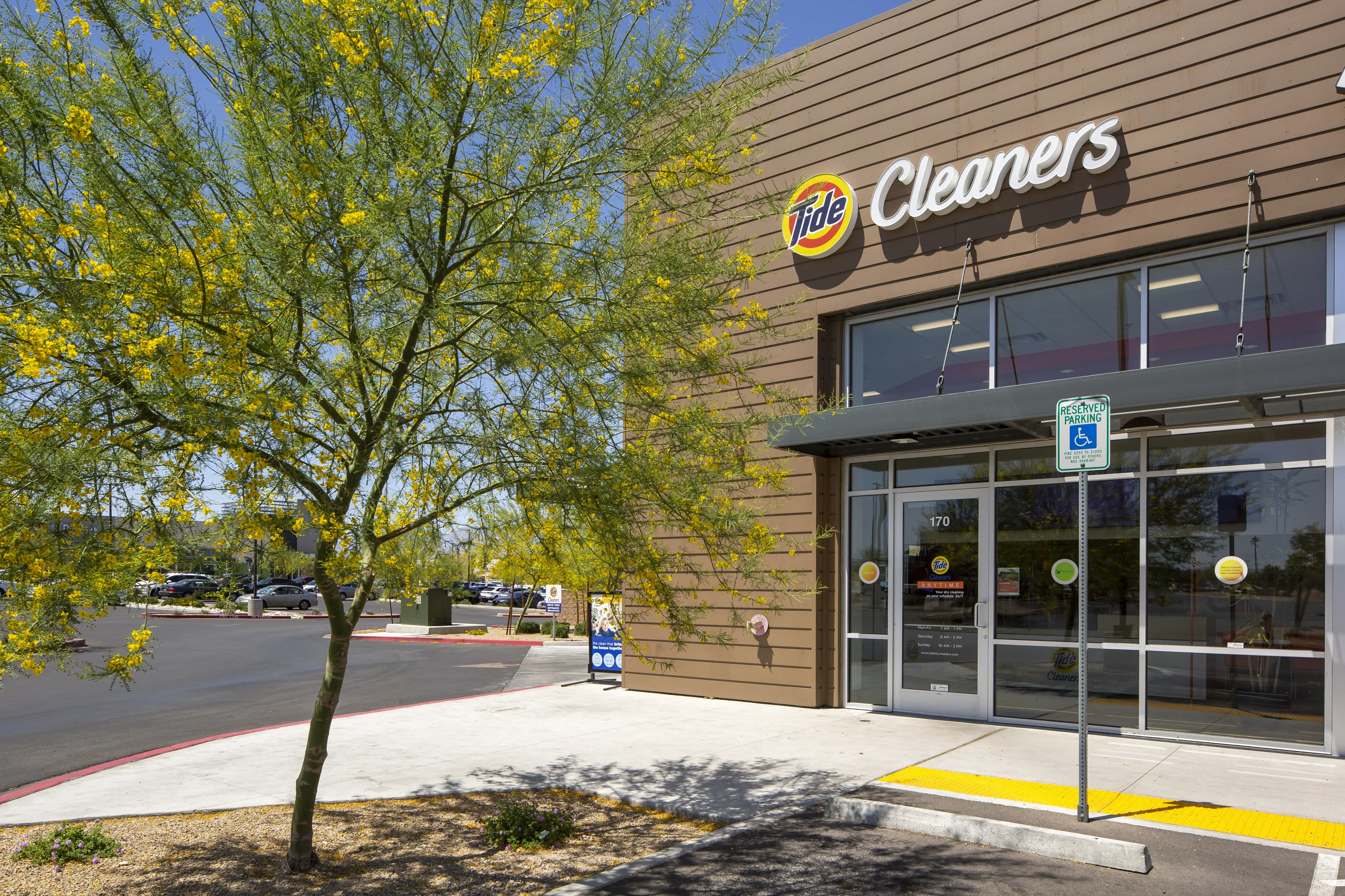Tide Cleaners thumbnail 16