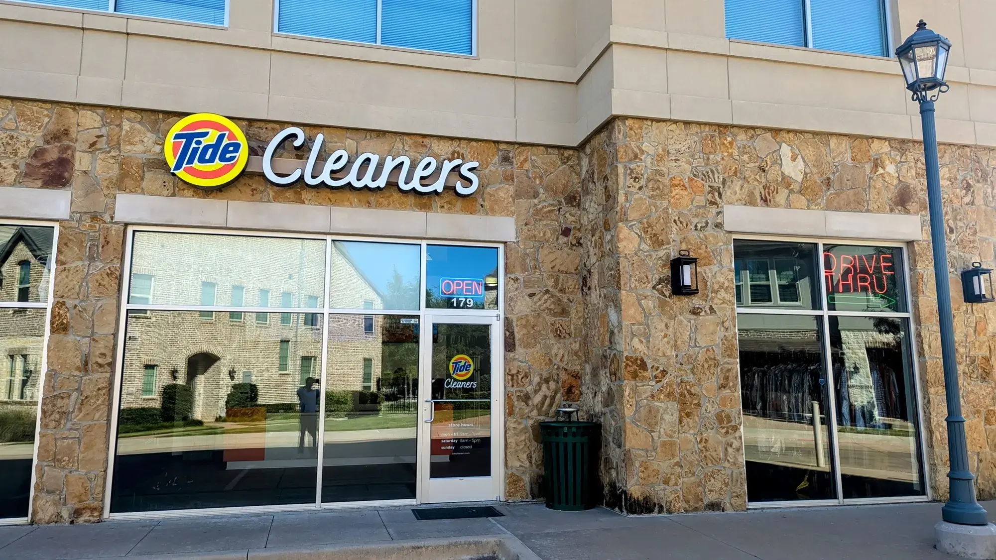 Tide Cleaners thumbnail 14