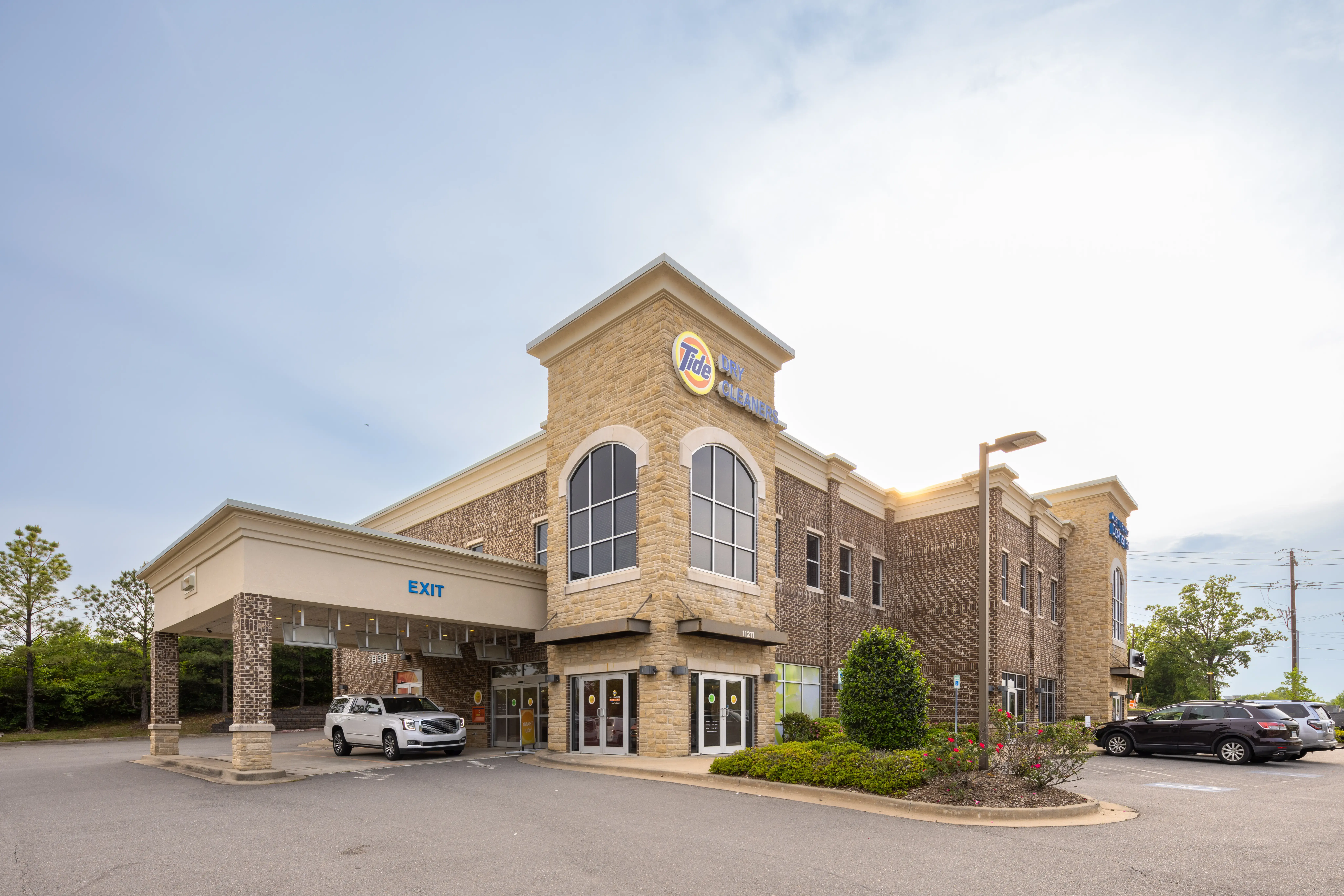 Tide Cleaners - Image 20