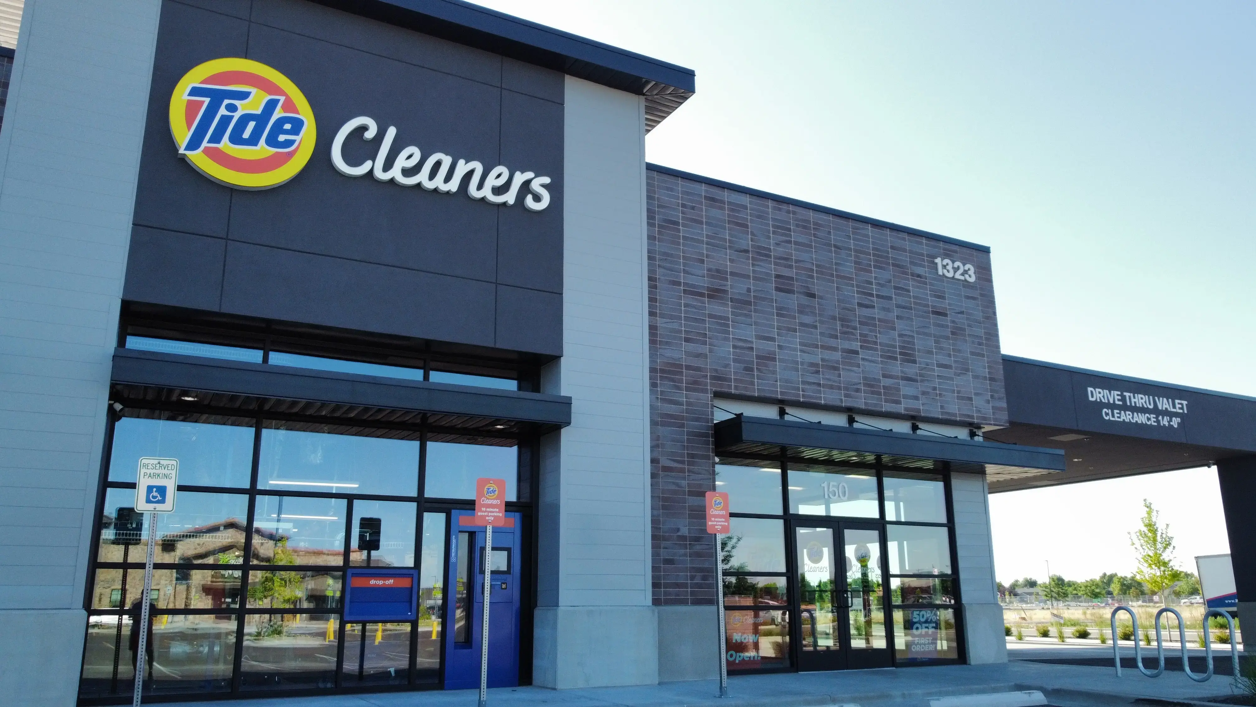 Tide Cleaners thumbnail 13