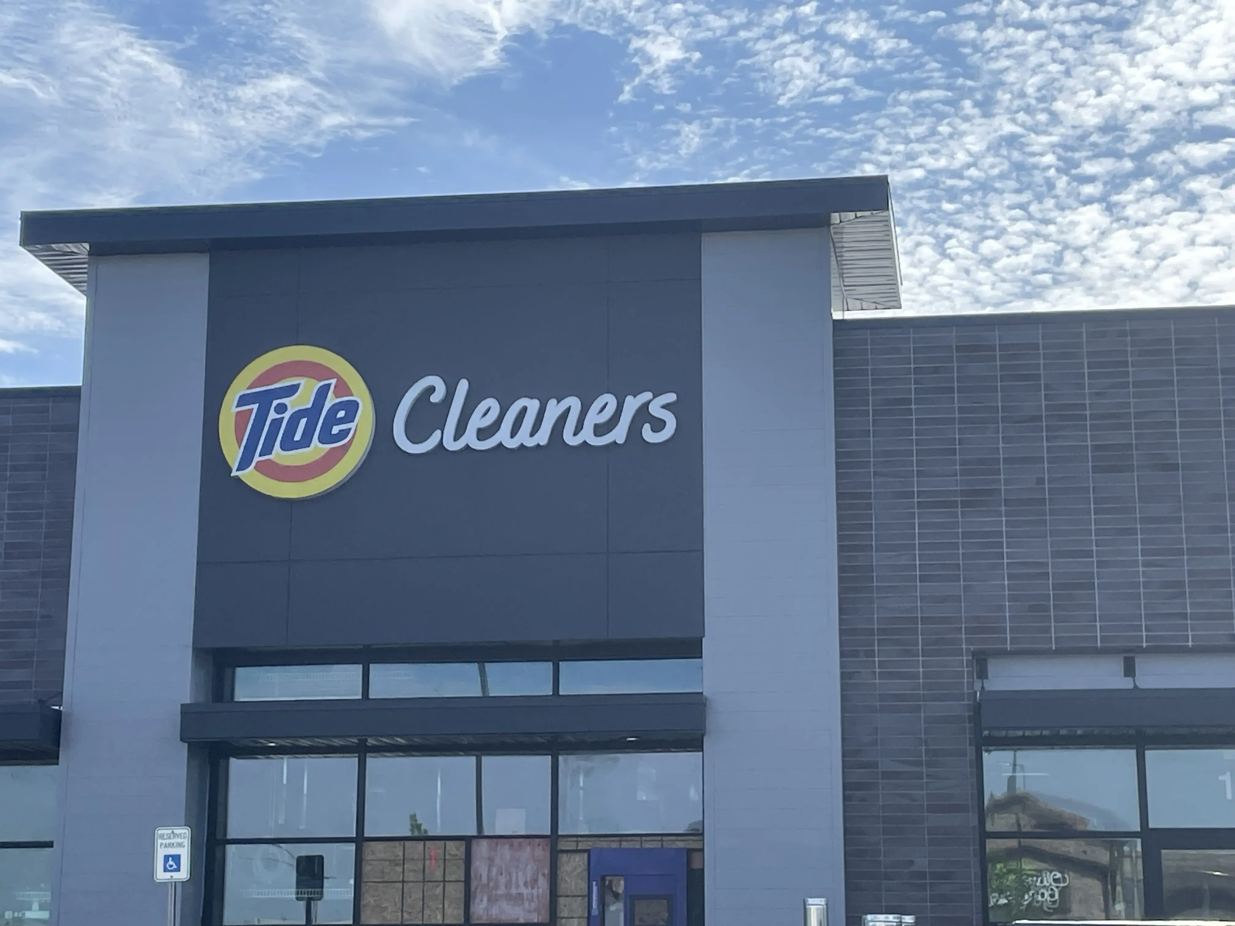Tide Cleaners thumbnail 12