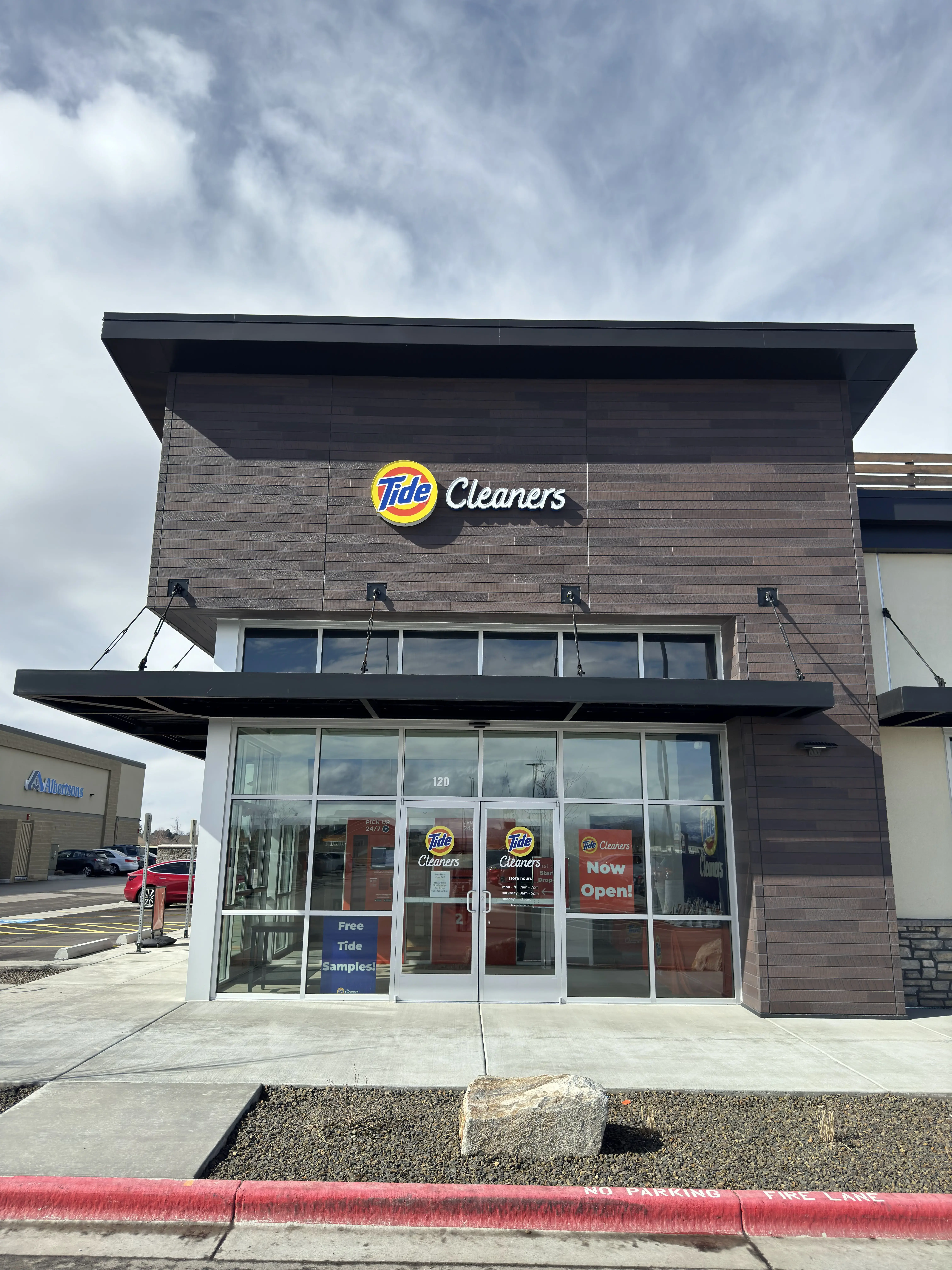 Tide Cleaners - Image 11