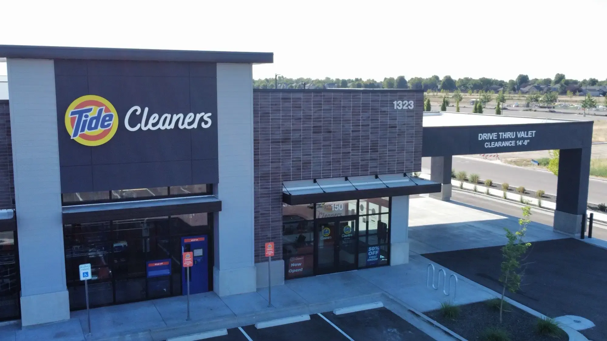 Tide Cleaners thumbnail 14
