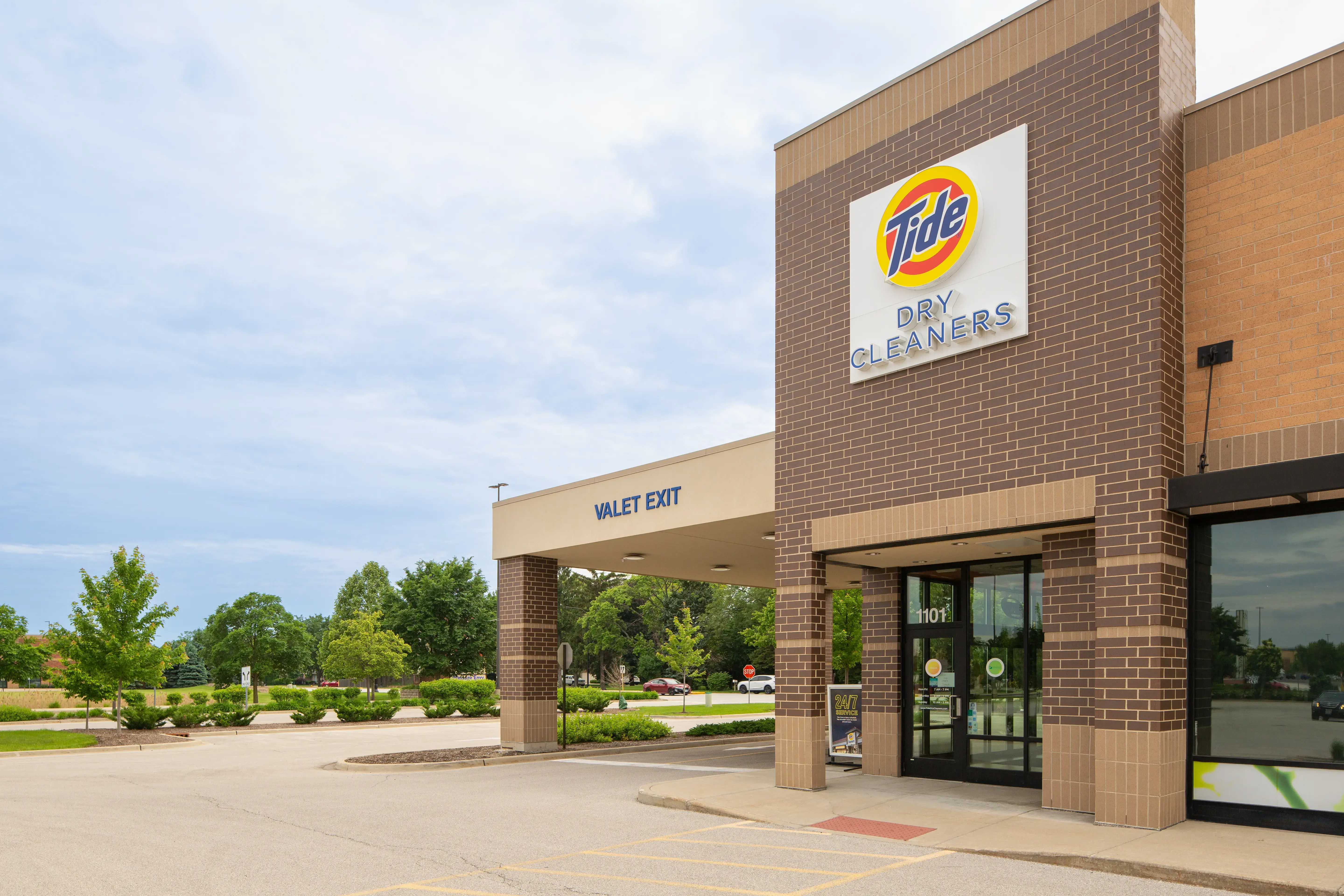 Tide Cleaners location