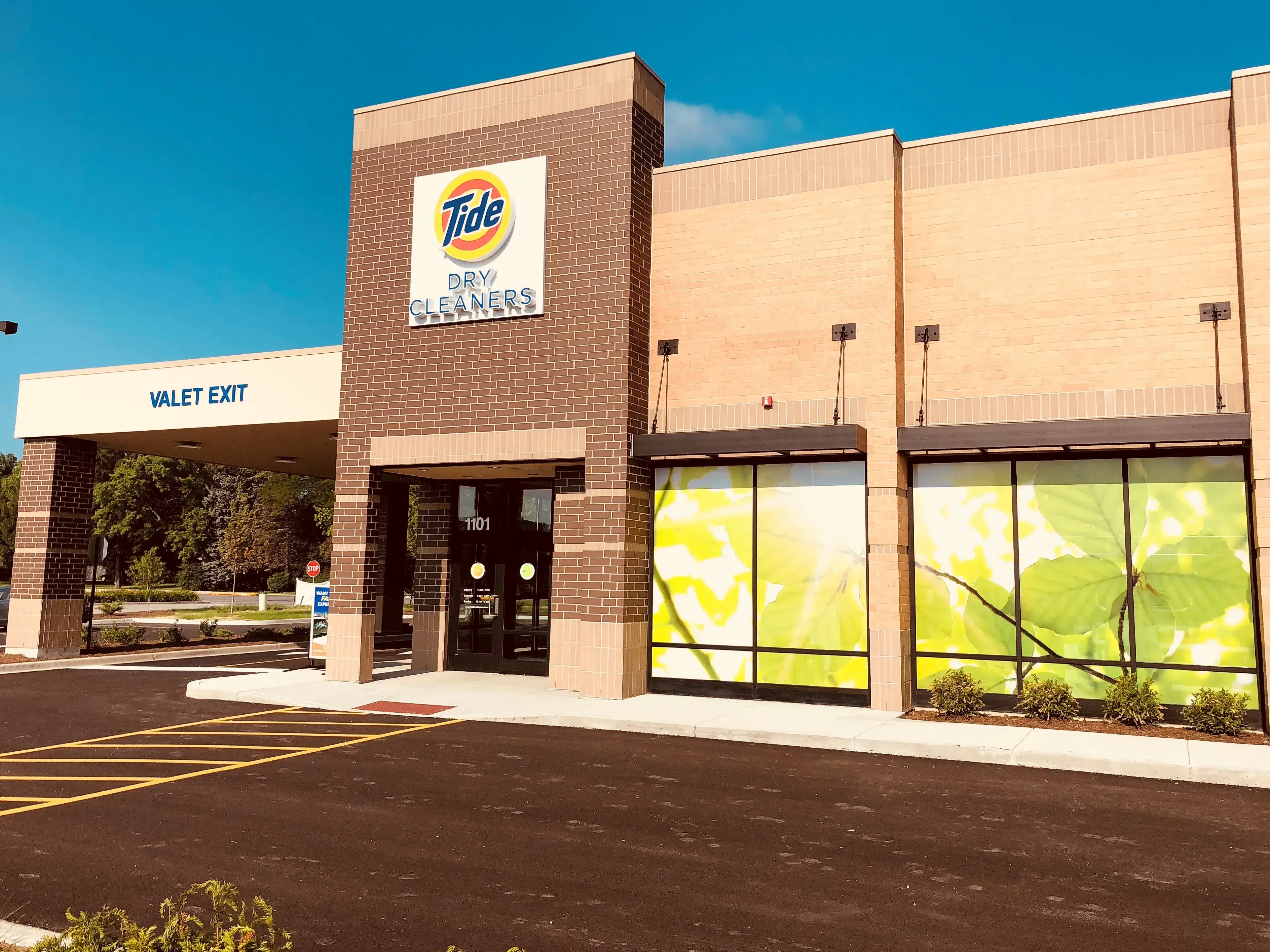 Tide Cleaners thumbnail 12