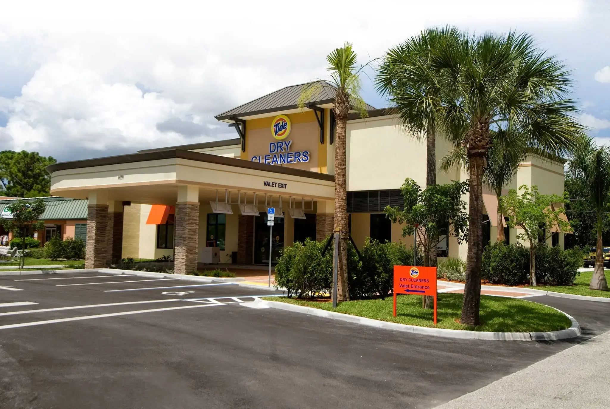 Tide Cleaners location