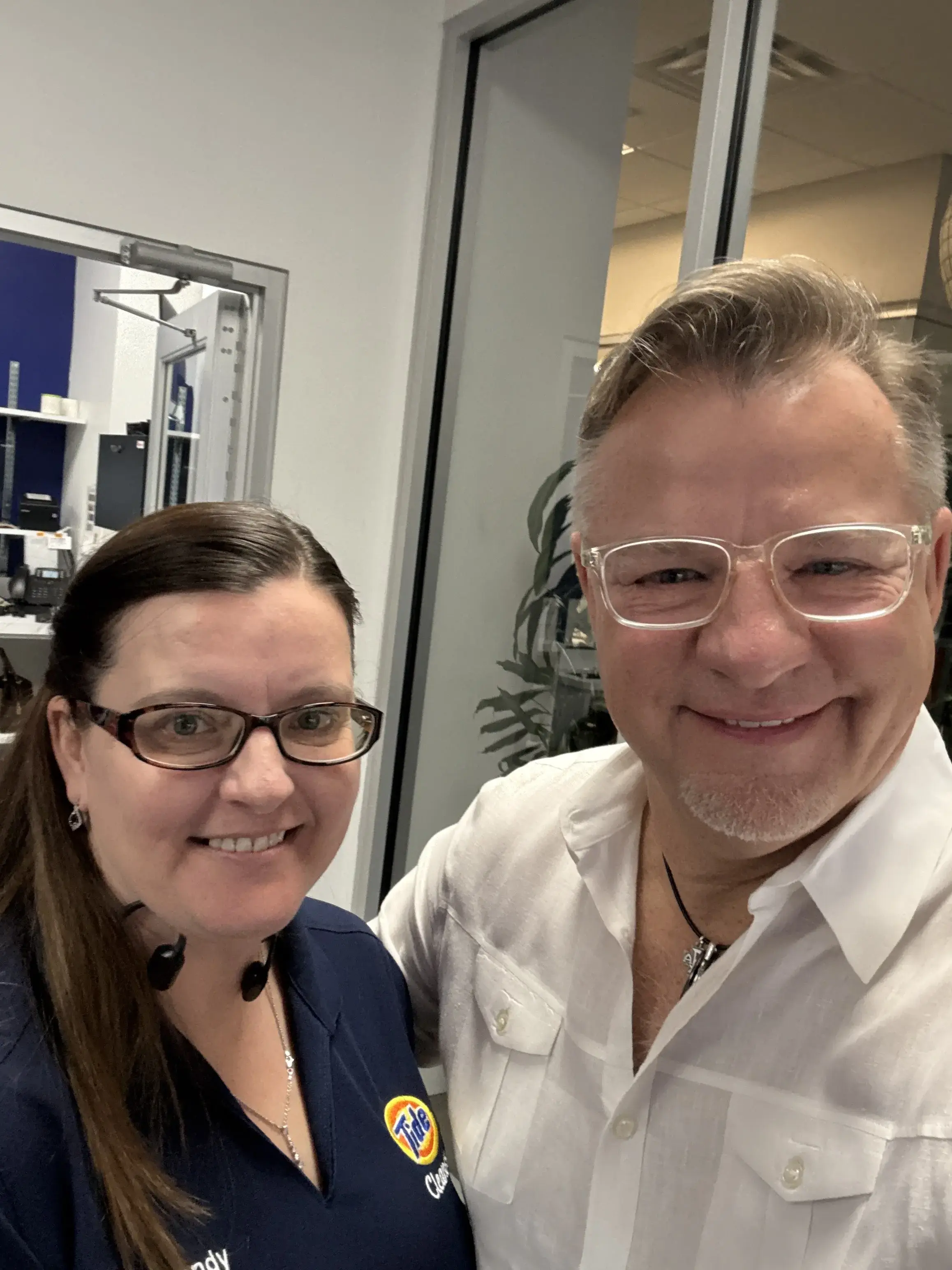 Tide Cleaners thumbnail 4