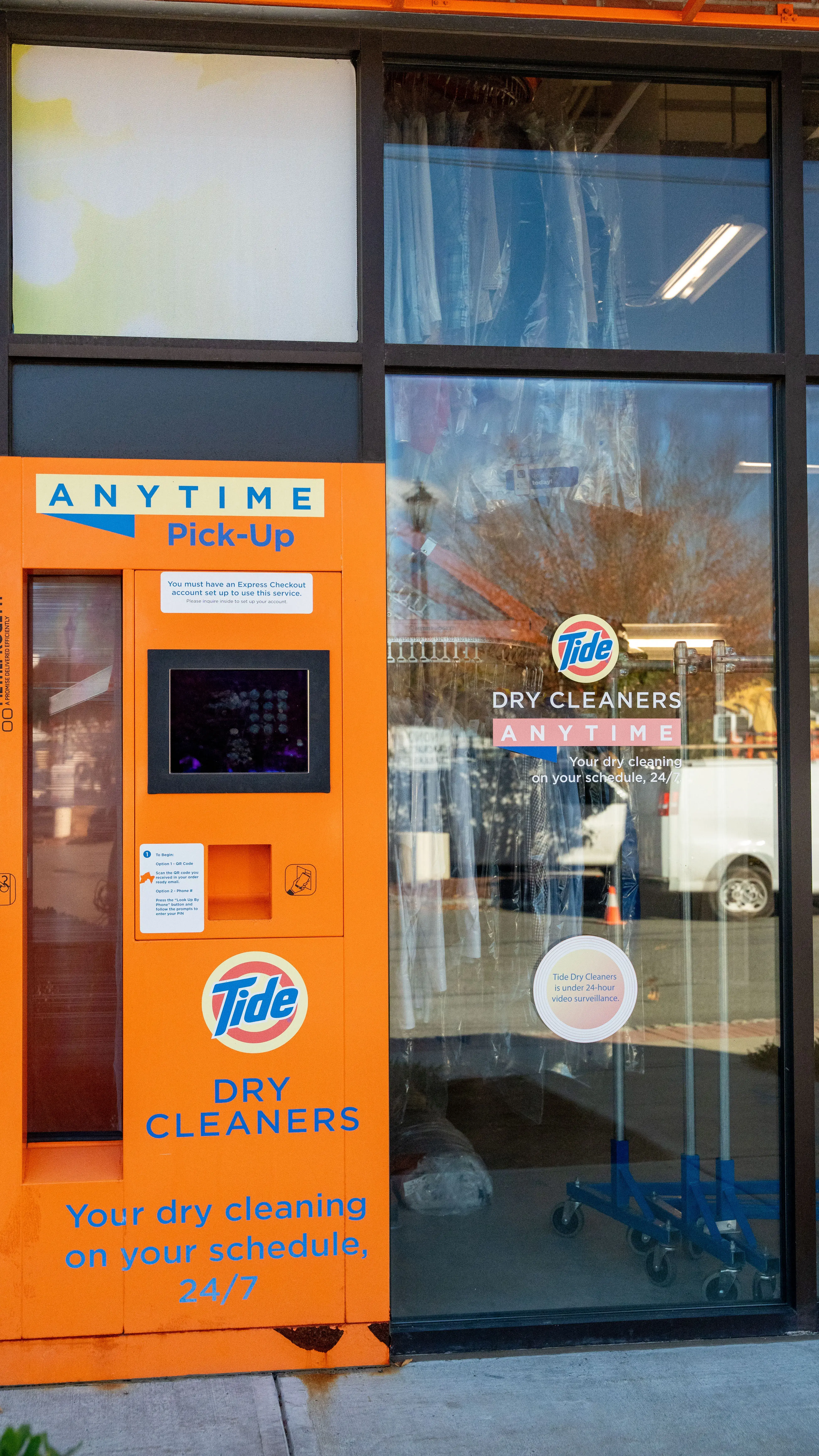 Tide Cleaners thumbnail 3