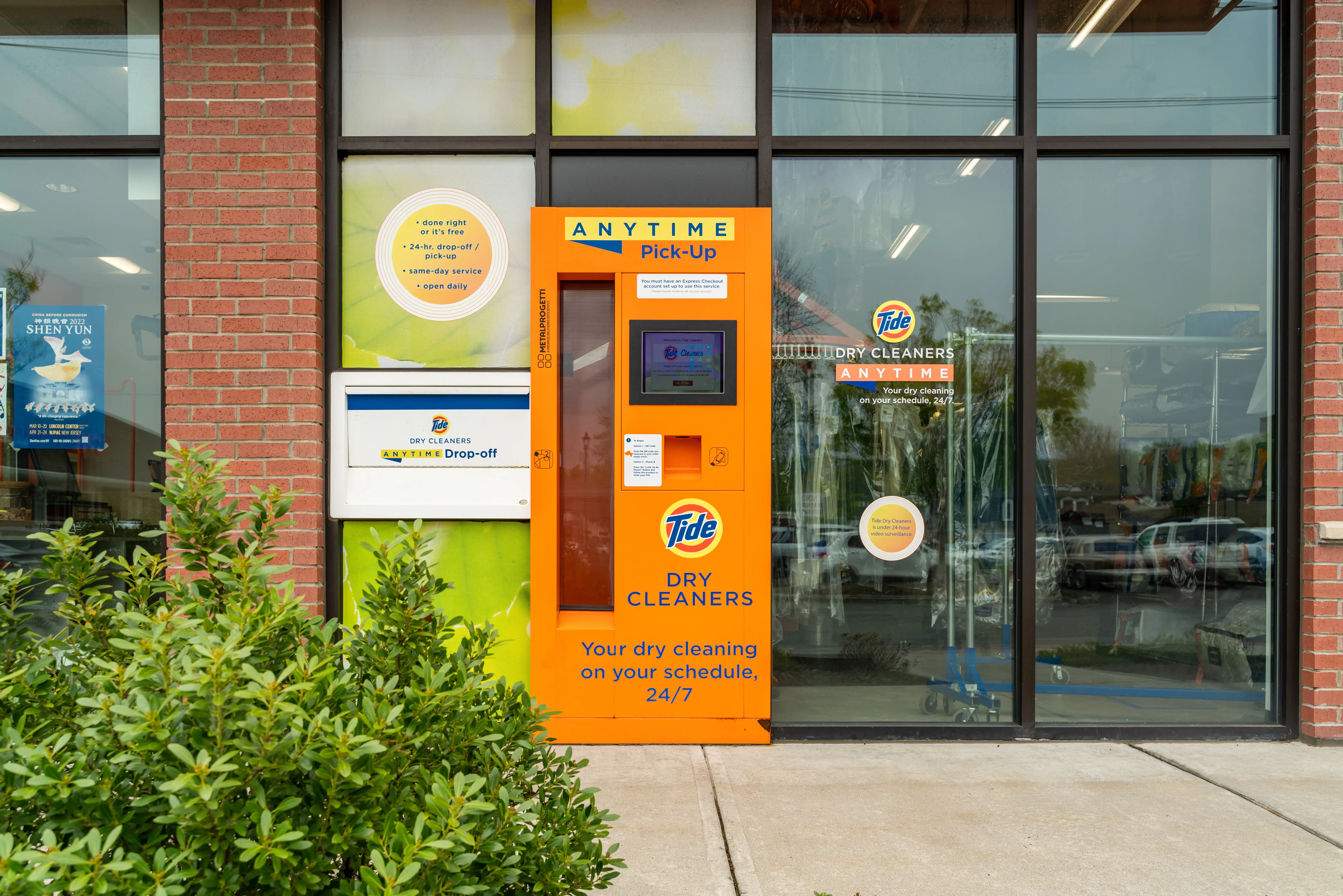 Tide Cleaners - Image 9